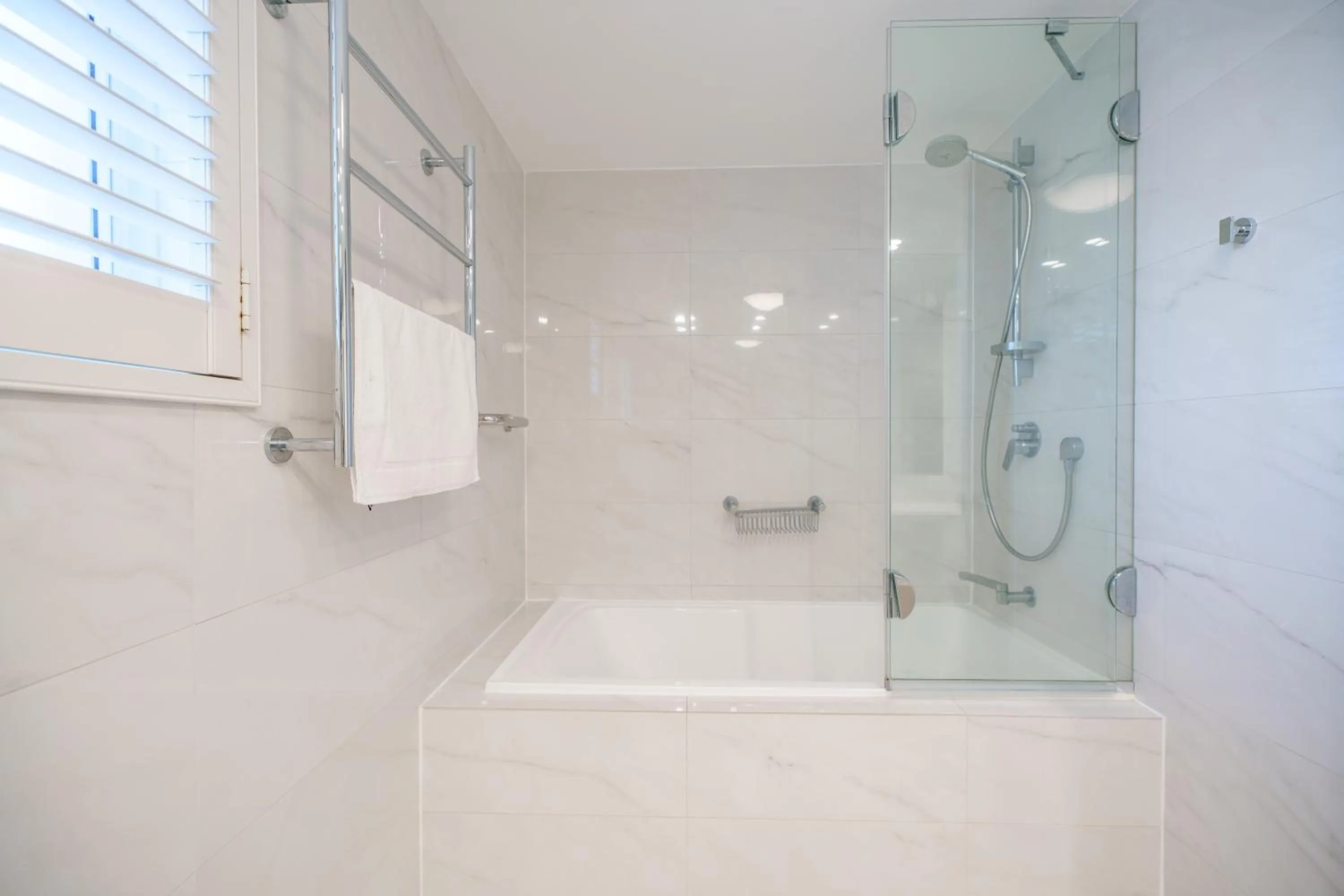 Bathroom in La Grande Apartments