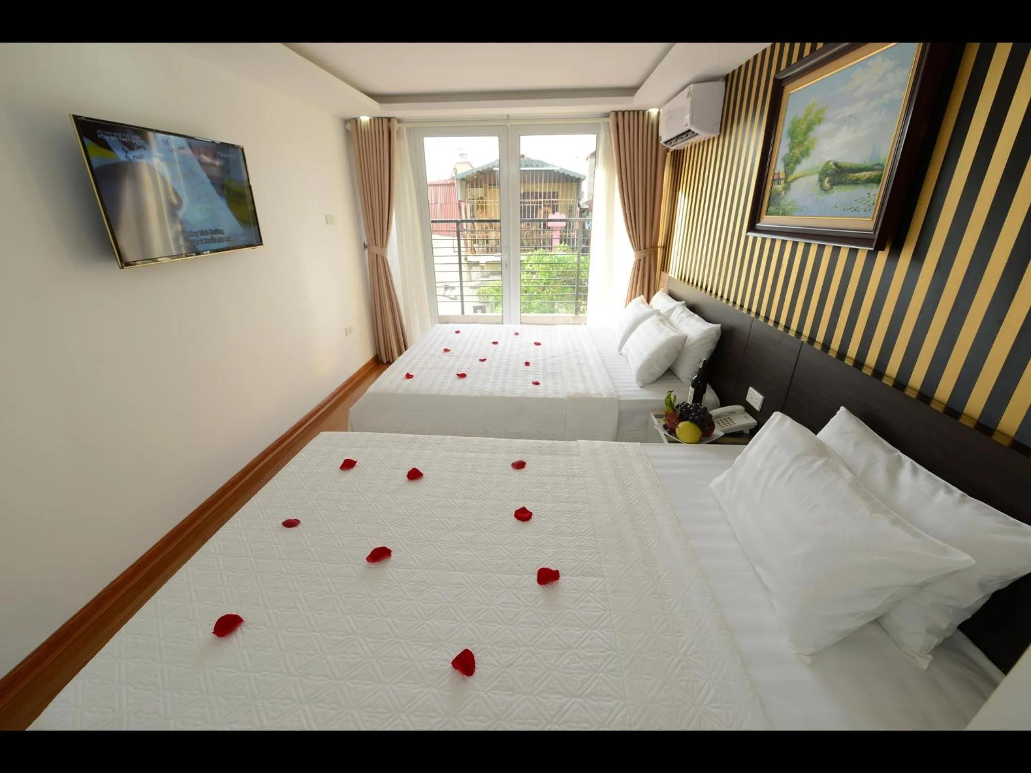 Bedroom, Bed in Hanoi Golden Hostel