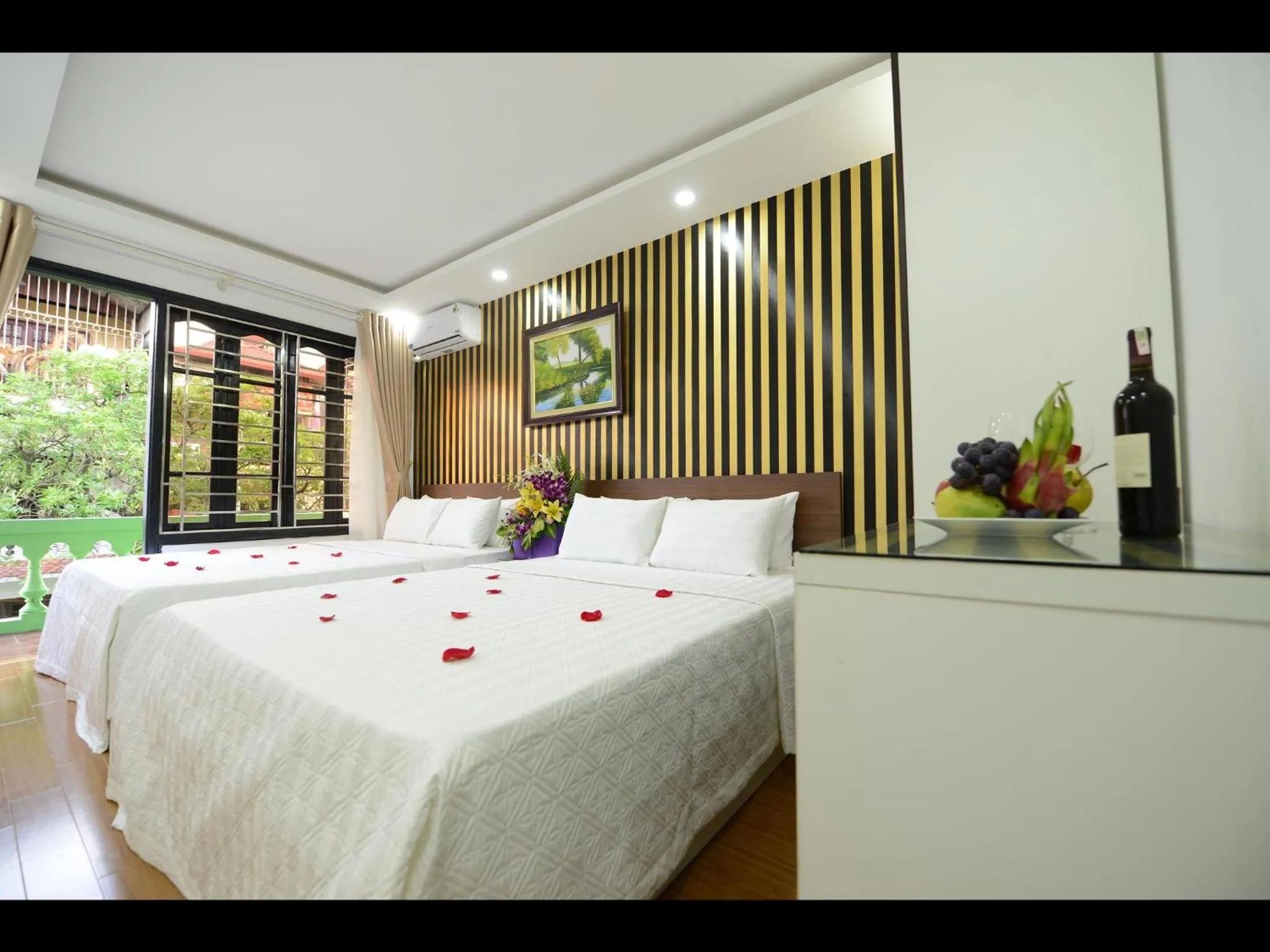 Bedroom, Bed in Hanoi Golden Hostel