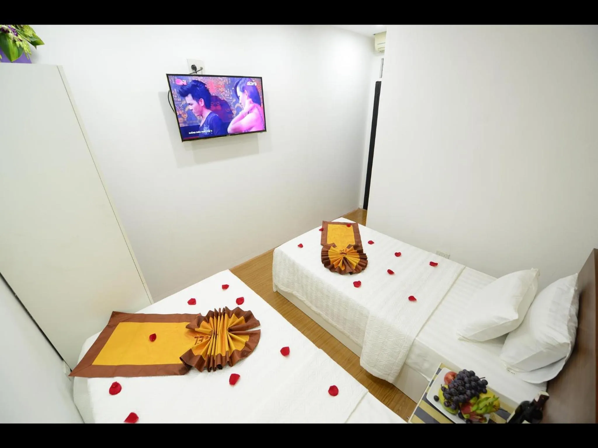 Bedroom, Bed in Hanoi Golden Hostel