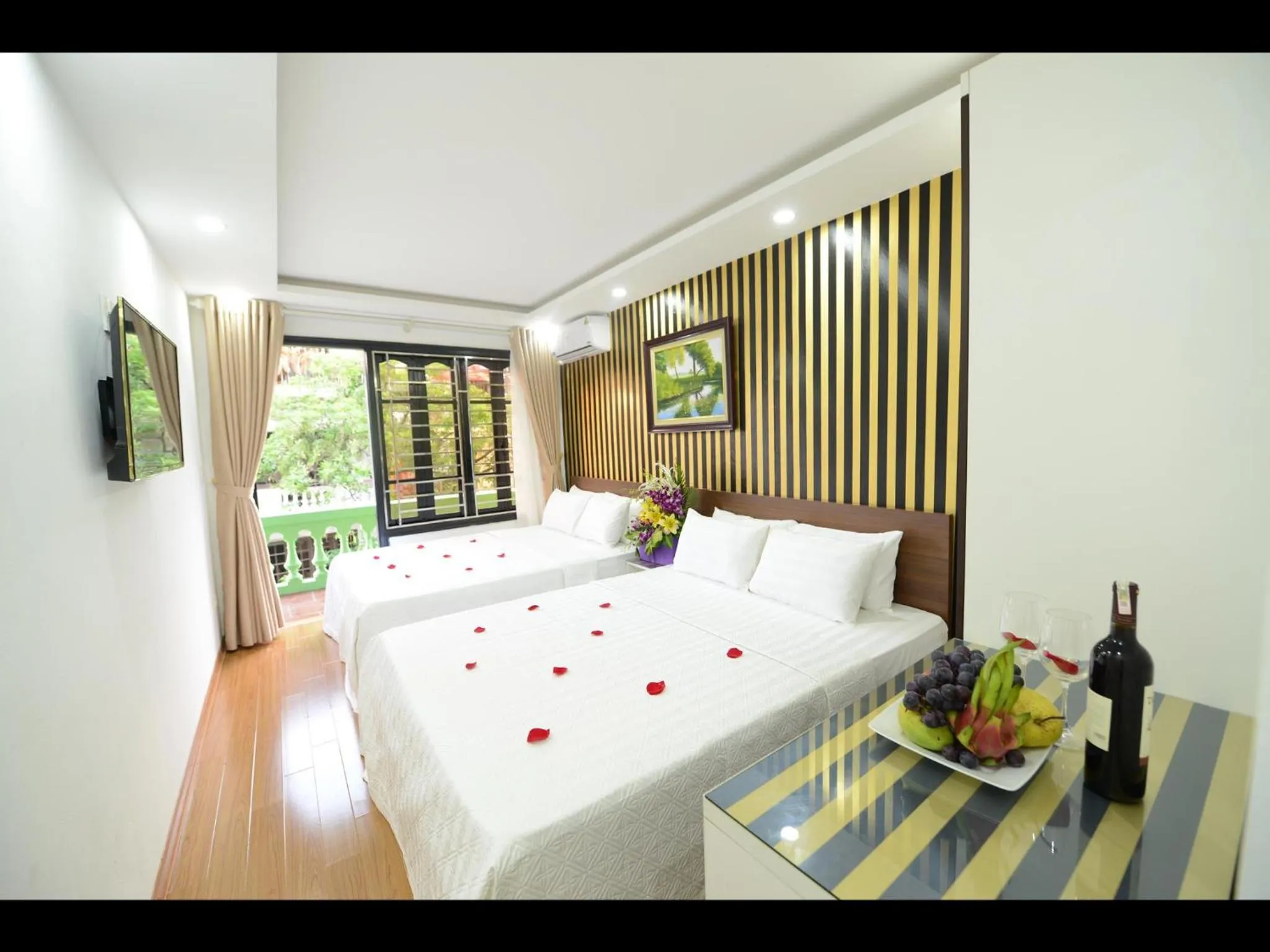 Bedroom, Bed in Hanoi Golden Hostel