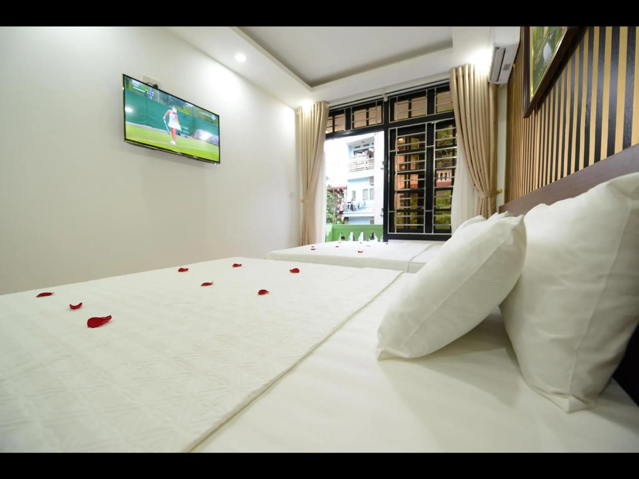 Bedroom, Bed in Hanoi Golden Hostel