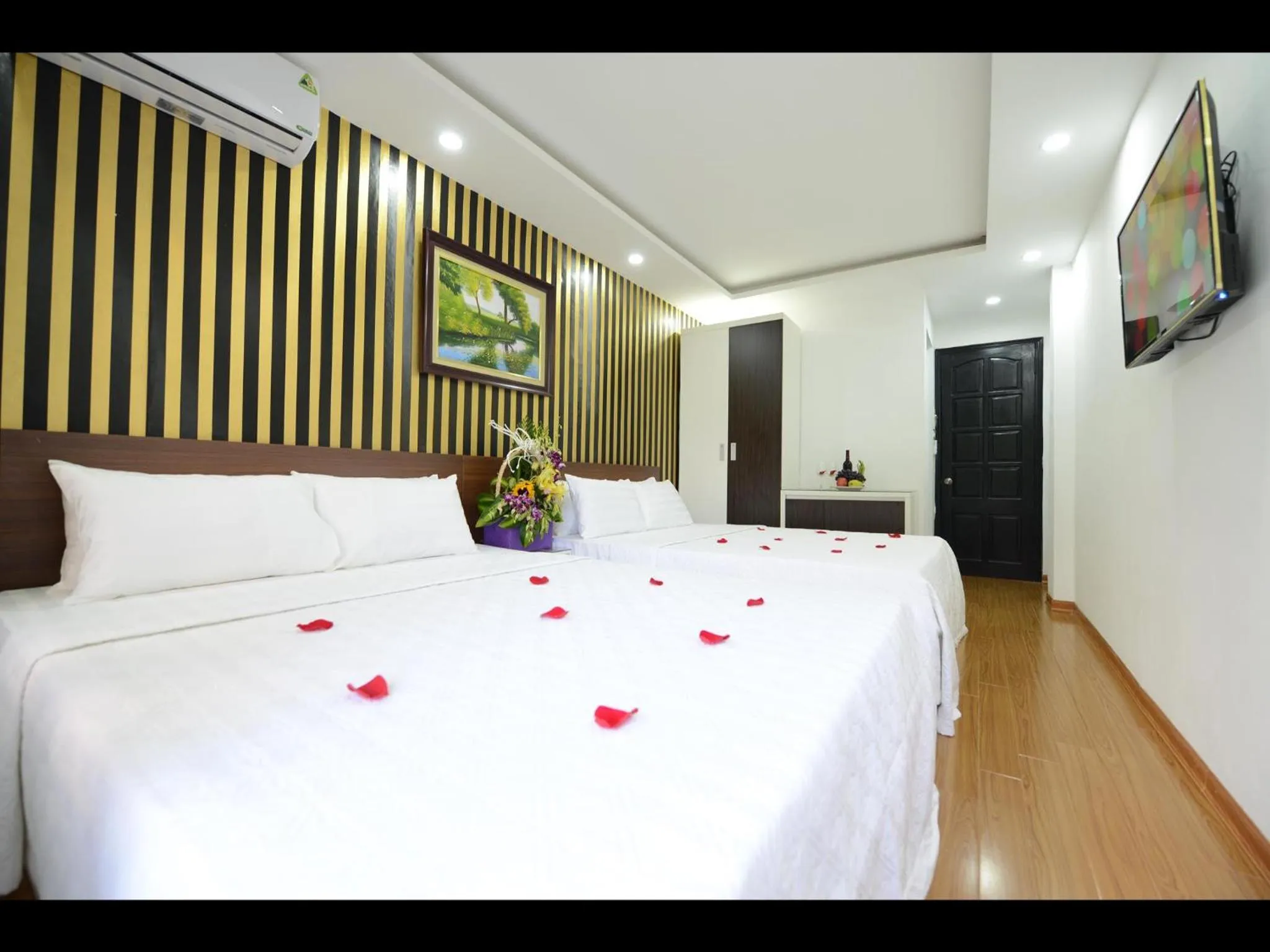 Bedroom, Bed in Hanoi Golden Hostel