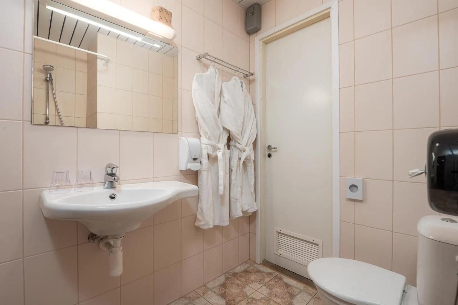 Shower in Hotel Tammsaare Full Automated Hotel