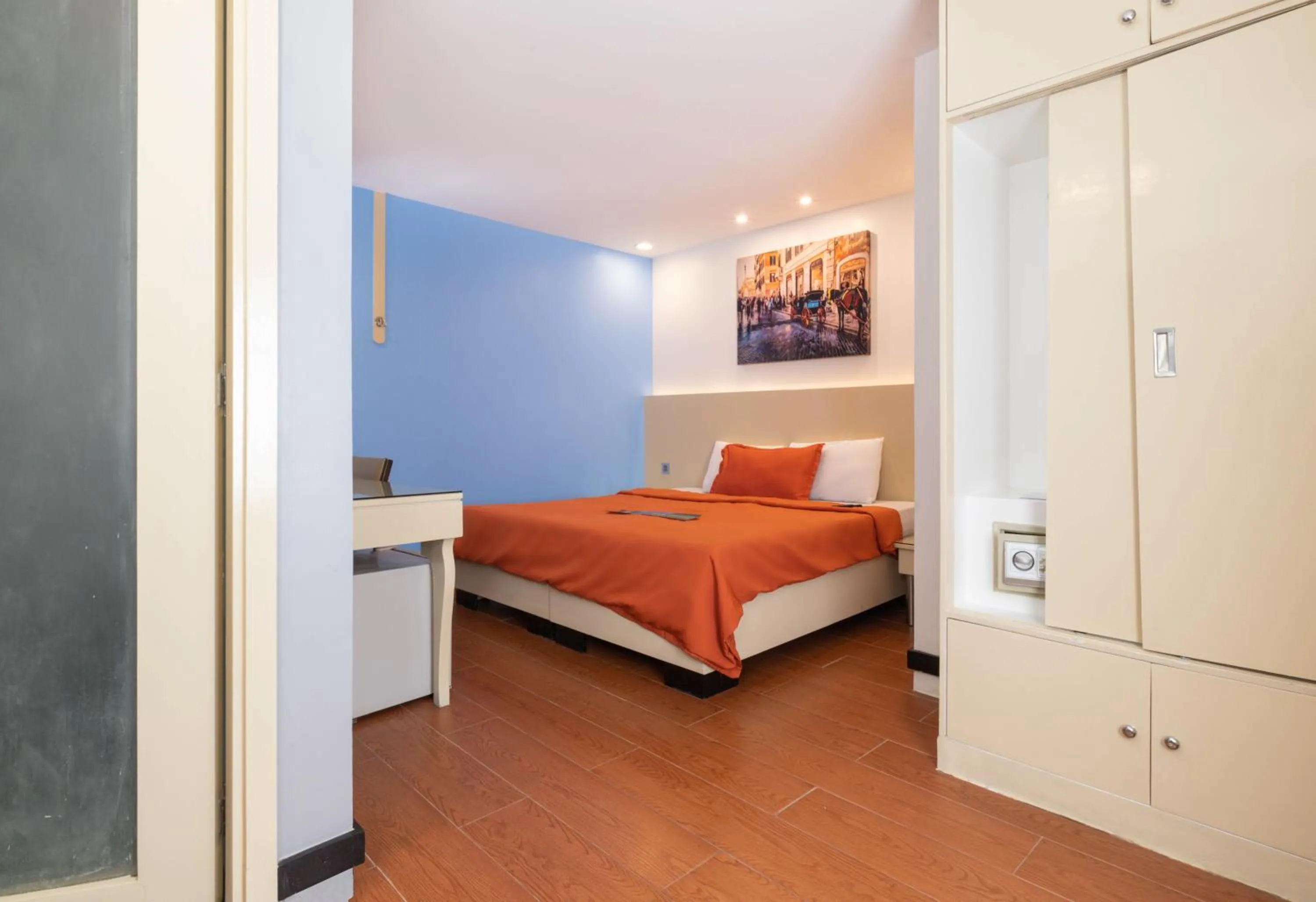 Photo of the whole room, Bed in Eurotel Pedro Gil