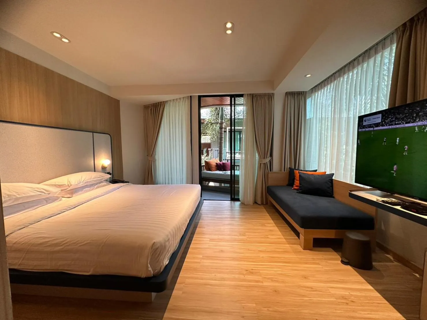 Bed in Banlansuan Resort SHA Plus