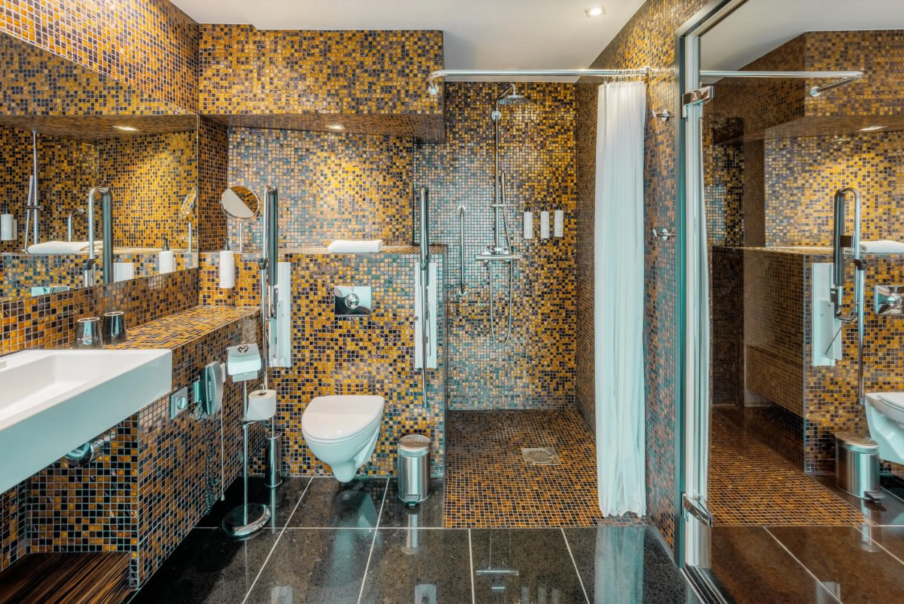 Bathroom in Swissotel Tallinn