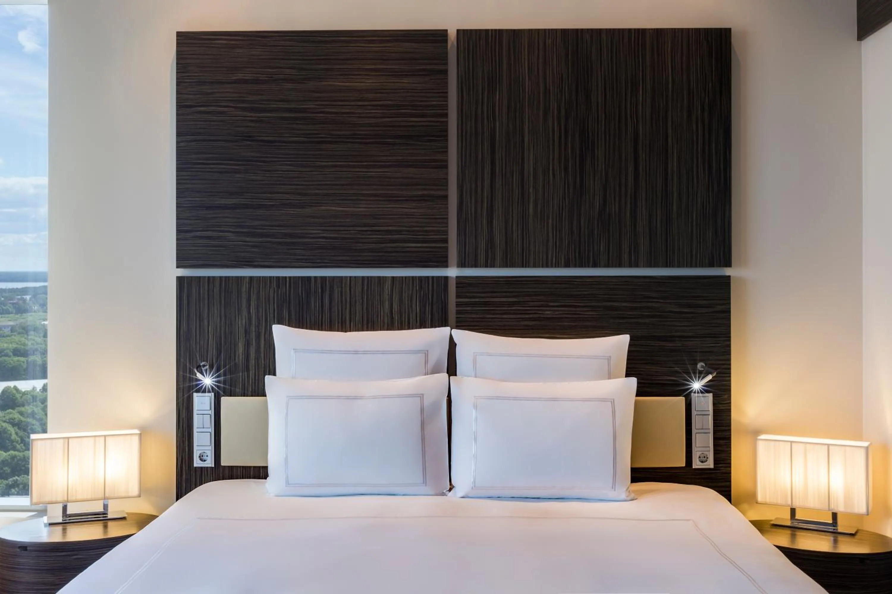 Bed in Swissotel Tallinn