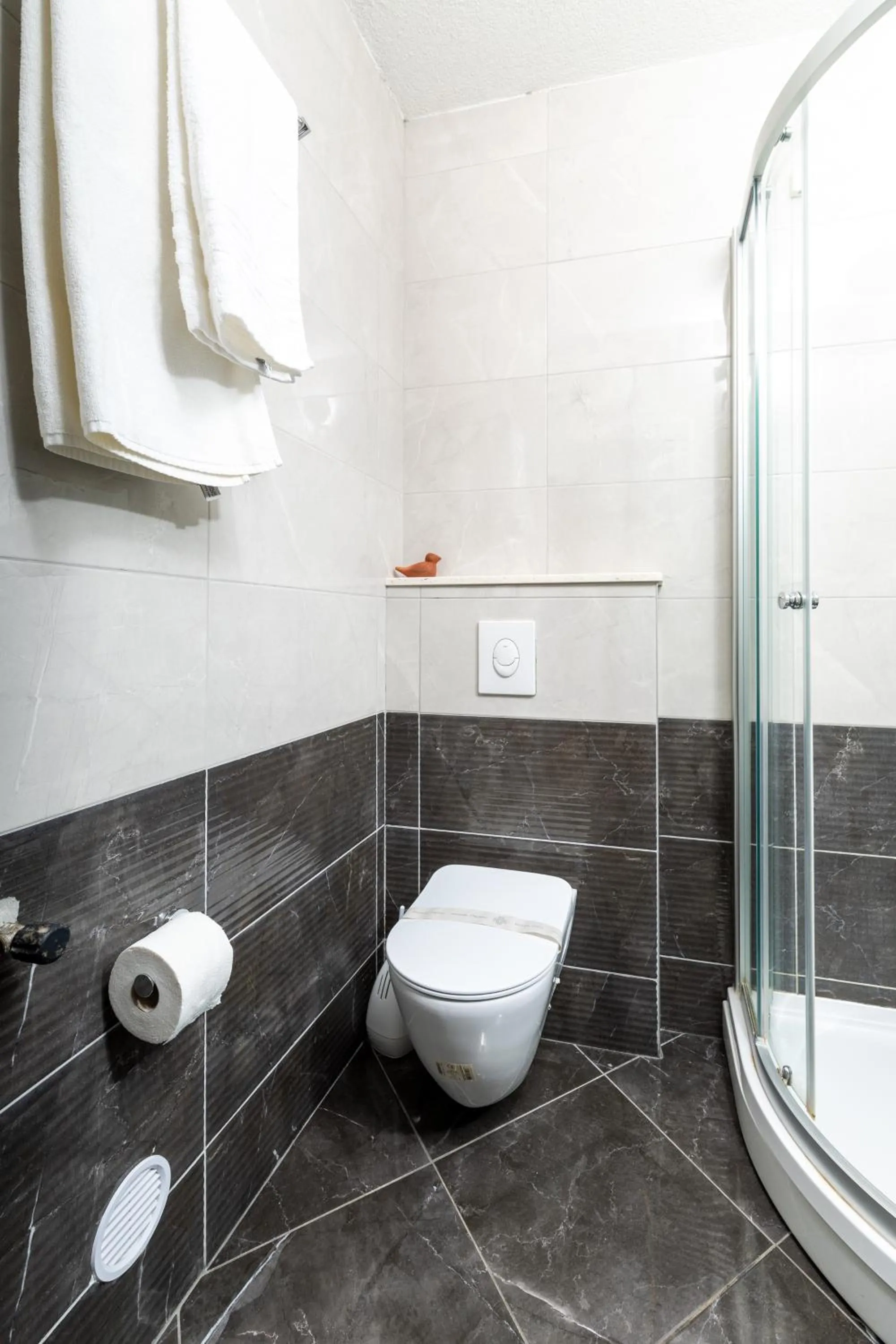 Bathroom in Hotel Timun