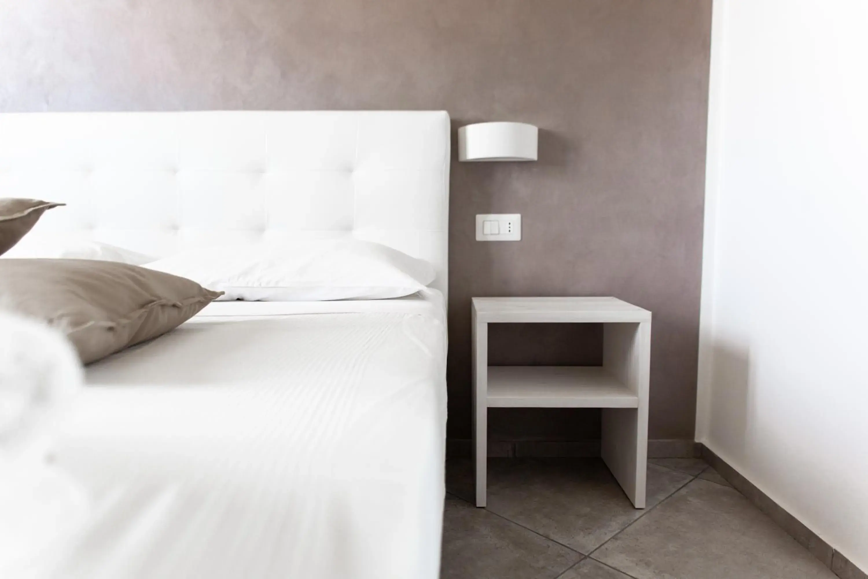 Double Room in 5 elementi Double Room in 5 elementi