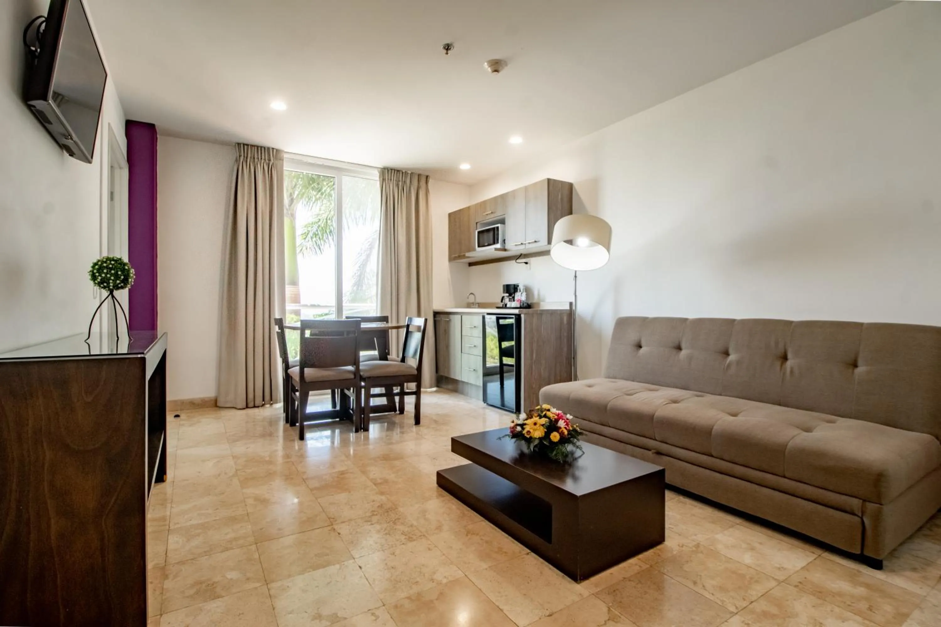Living room in Memora Hotel & Villas Chapala