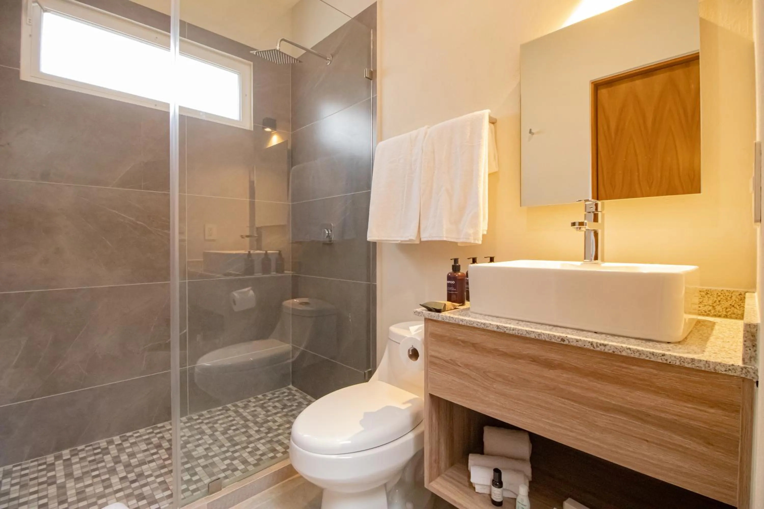 Bathroom in Memora Hotel & Villas Chapala