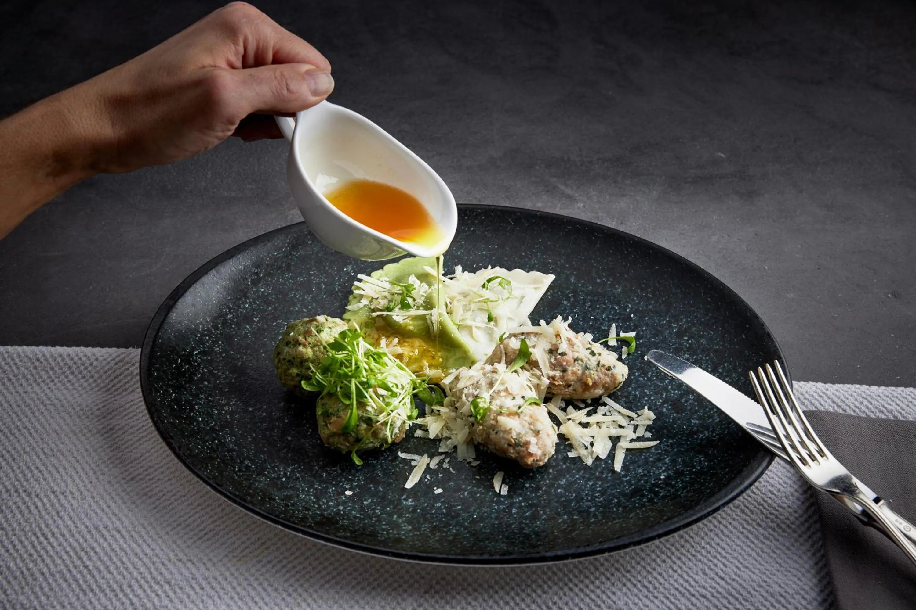 Restaurant/places to eat in Schlosshotel Mitterhart