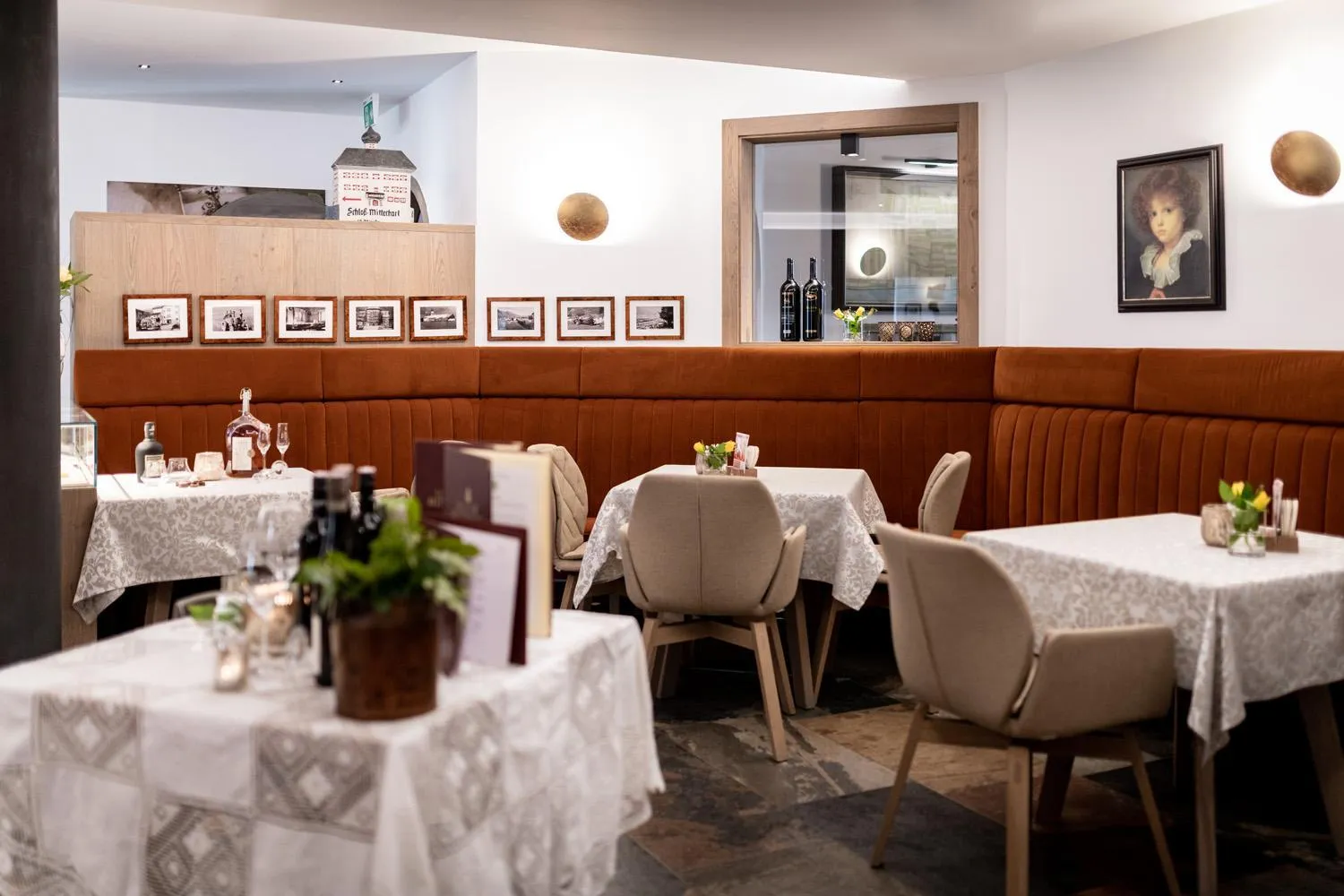 Lobby or reception in Schlosshotel Mitterhart