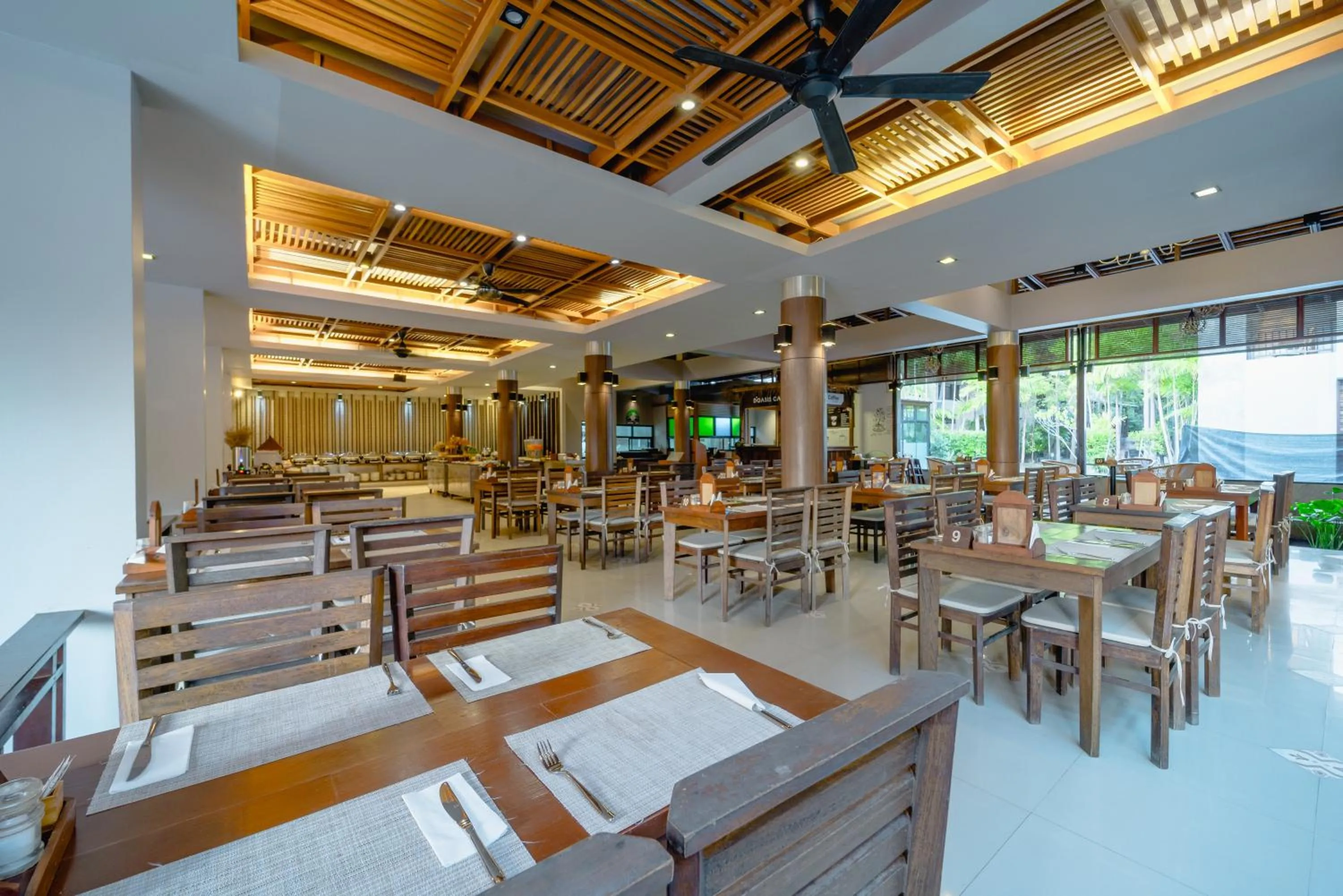 Restaurant/places to eat in Railay Princess Resort & Spa