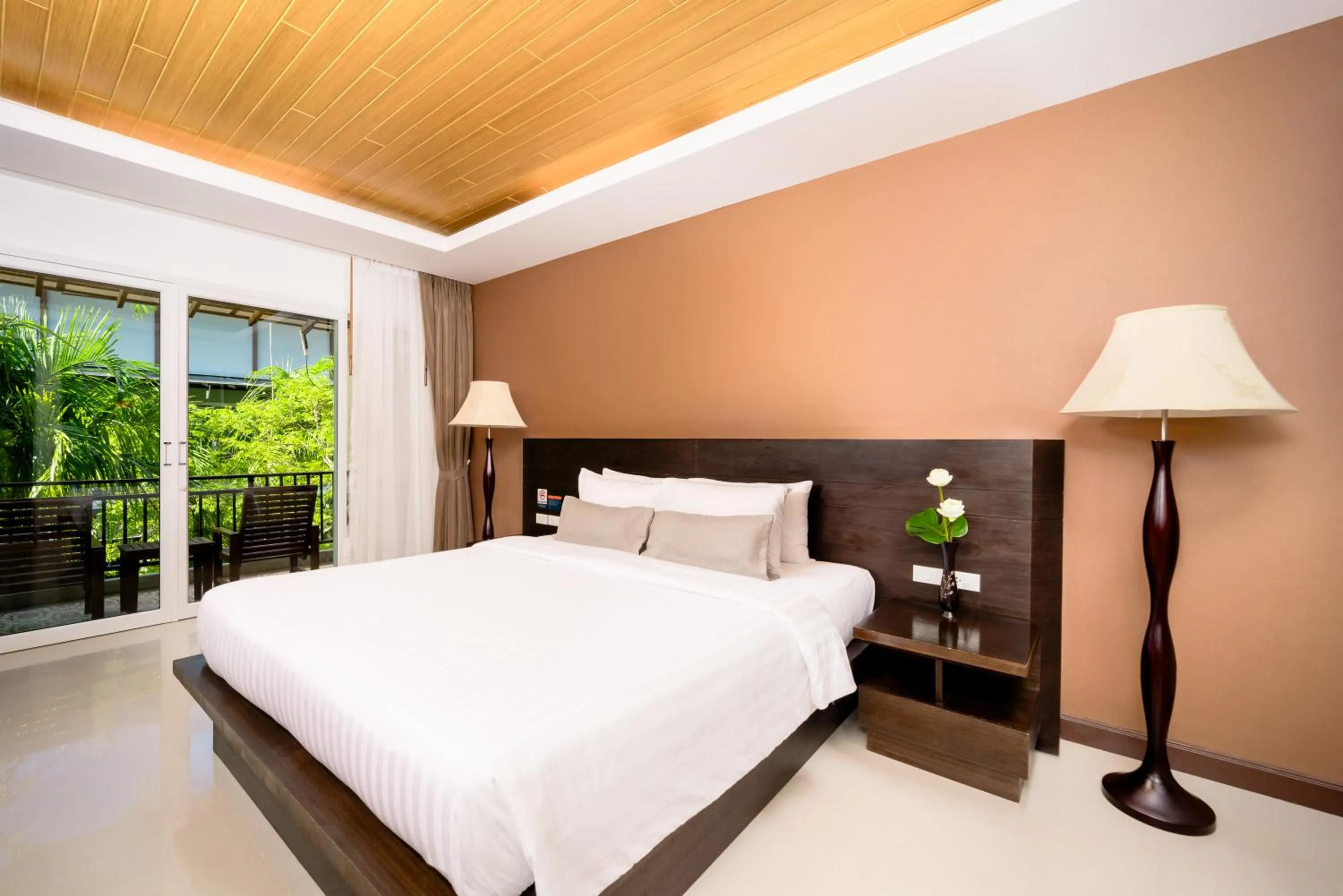 Bed in Railay Princess Resort & Spa