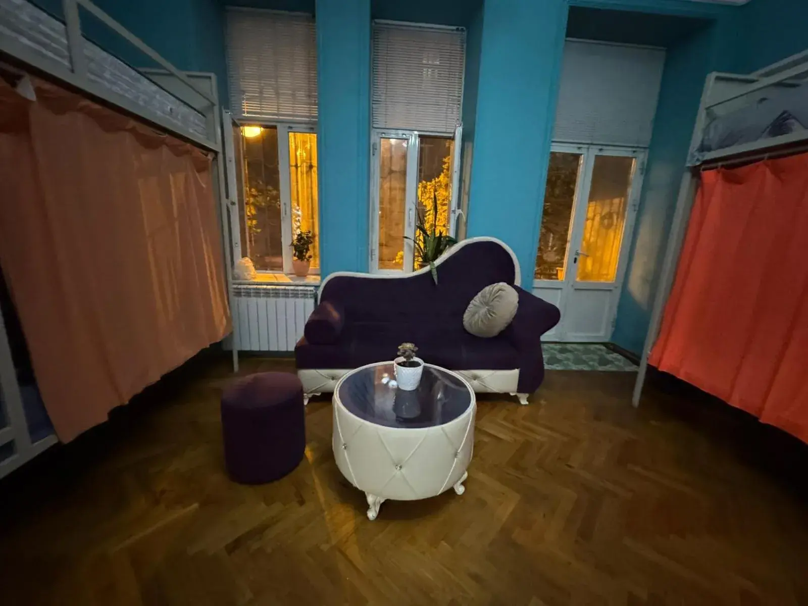 Bed in 6-Bed Female Dormitory Room in Hostello Bed in 6-Bed Female Dormitory Room in Hostello