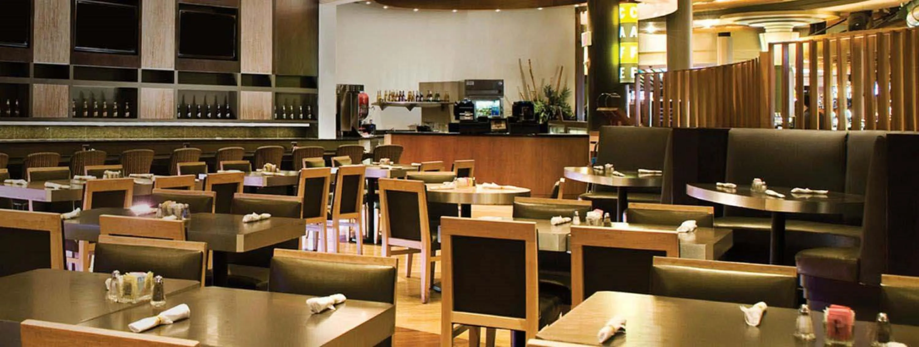 Restaurant/places to eat in Palms Place Beautiful High Rise Condo with Strip Views 23rd Floor