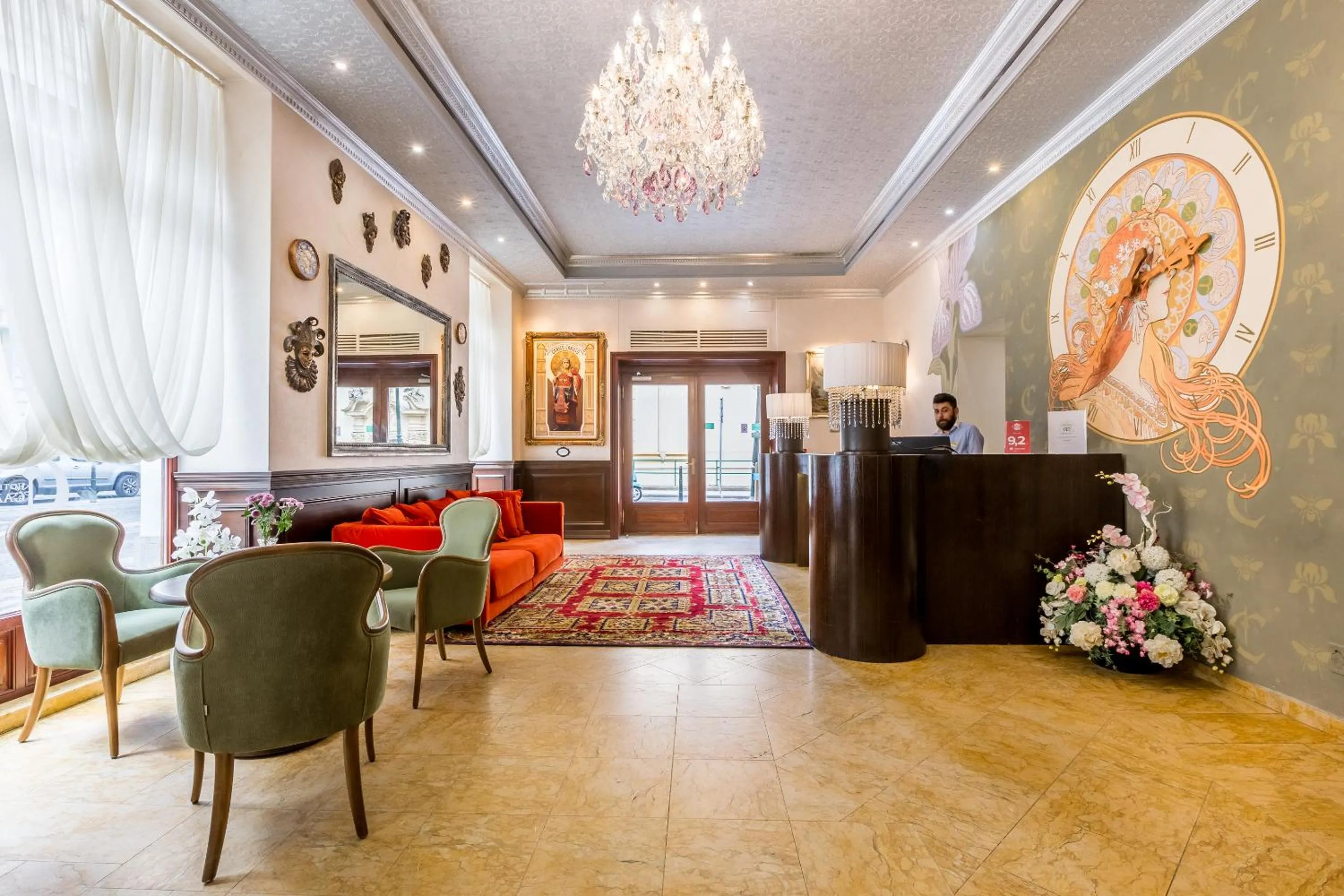 Lobby or reception in Hotel Caruso Old Town