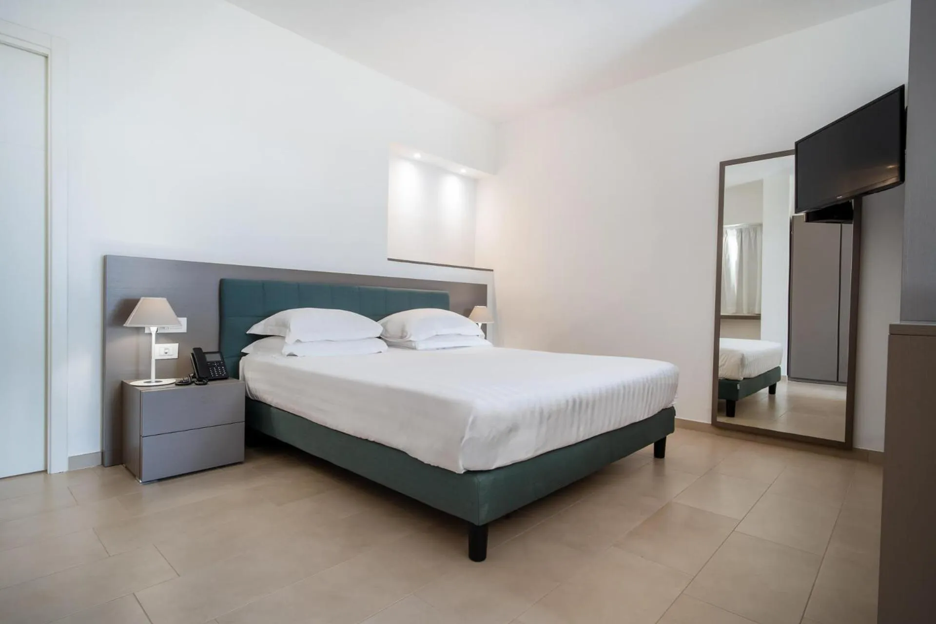 Bed in Felix Hotels - Hotel La Coluccia