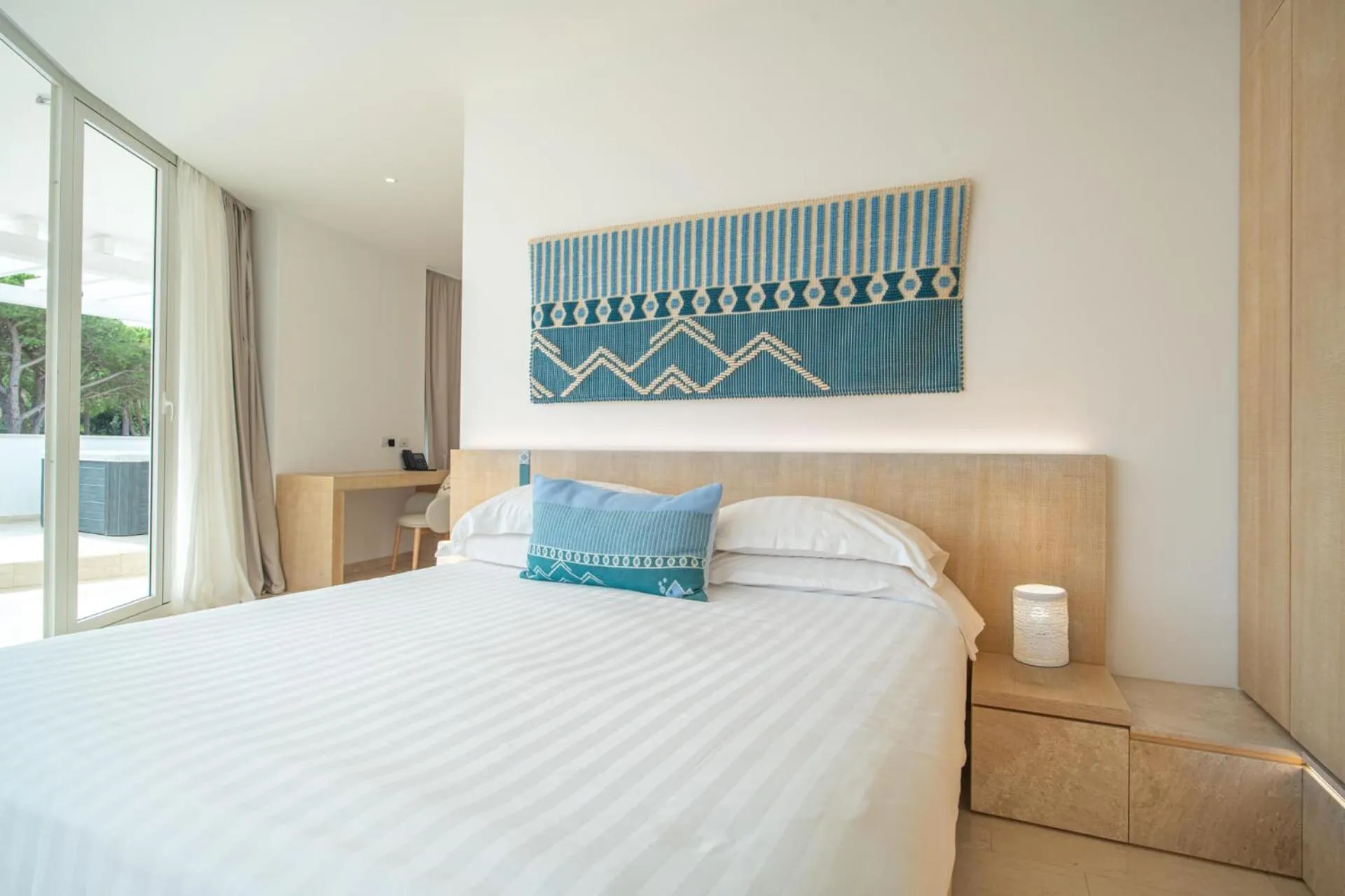 Bed in Felix Hotels - Hotel La Coluccia