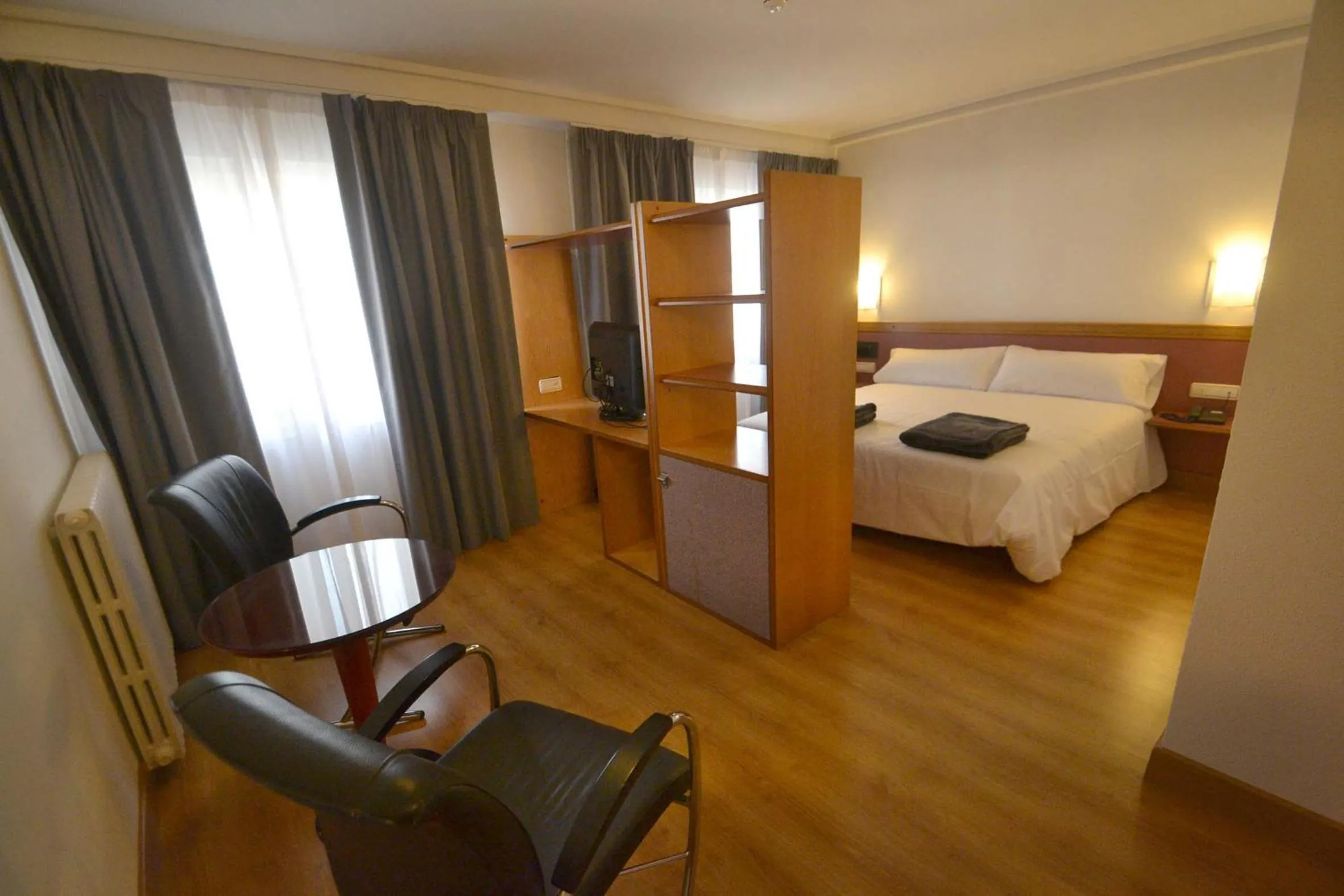 Photo of the whole room, Bed in Hotel Brujas De Irues