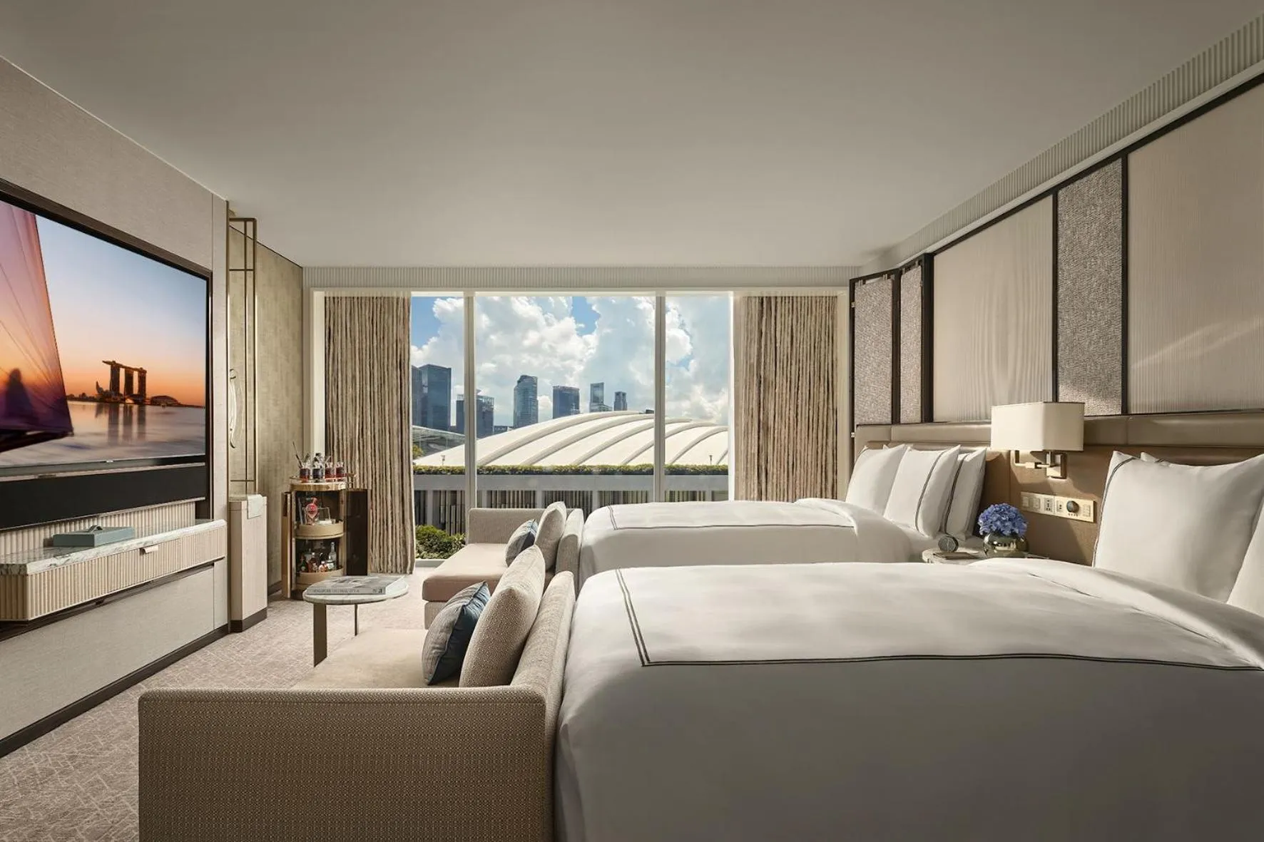 Bedroom, Bed in Marina Bay Sands