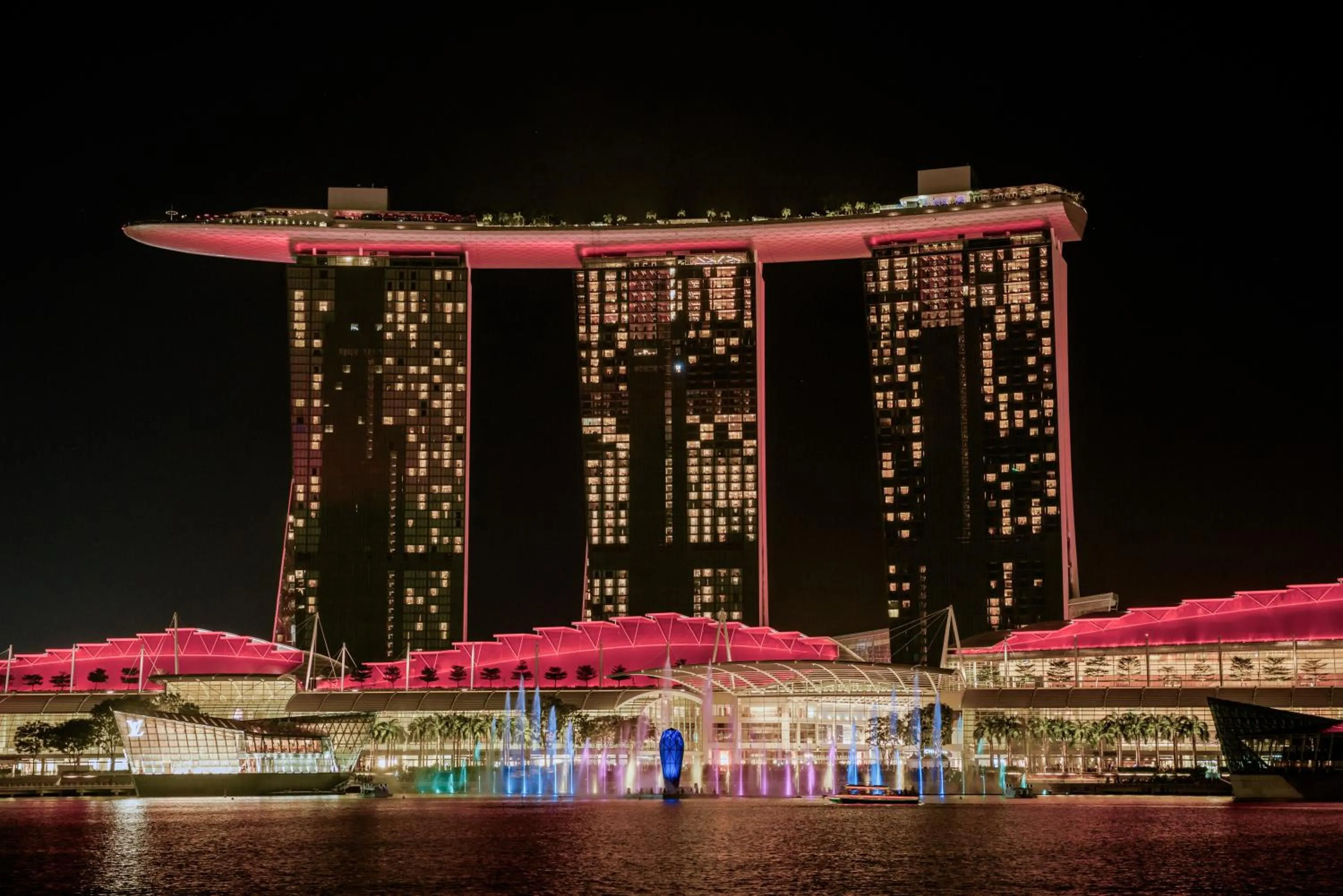 Property building in Marina Bay Sands