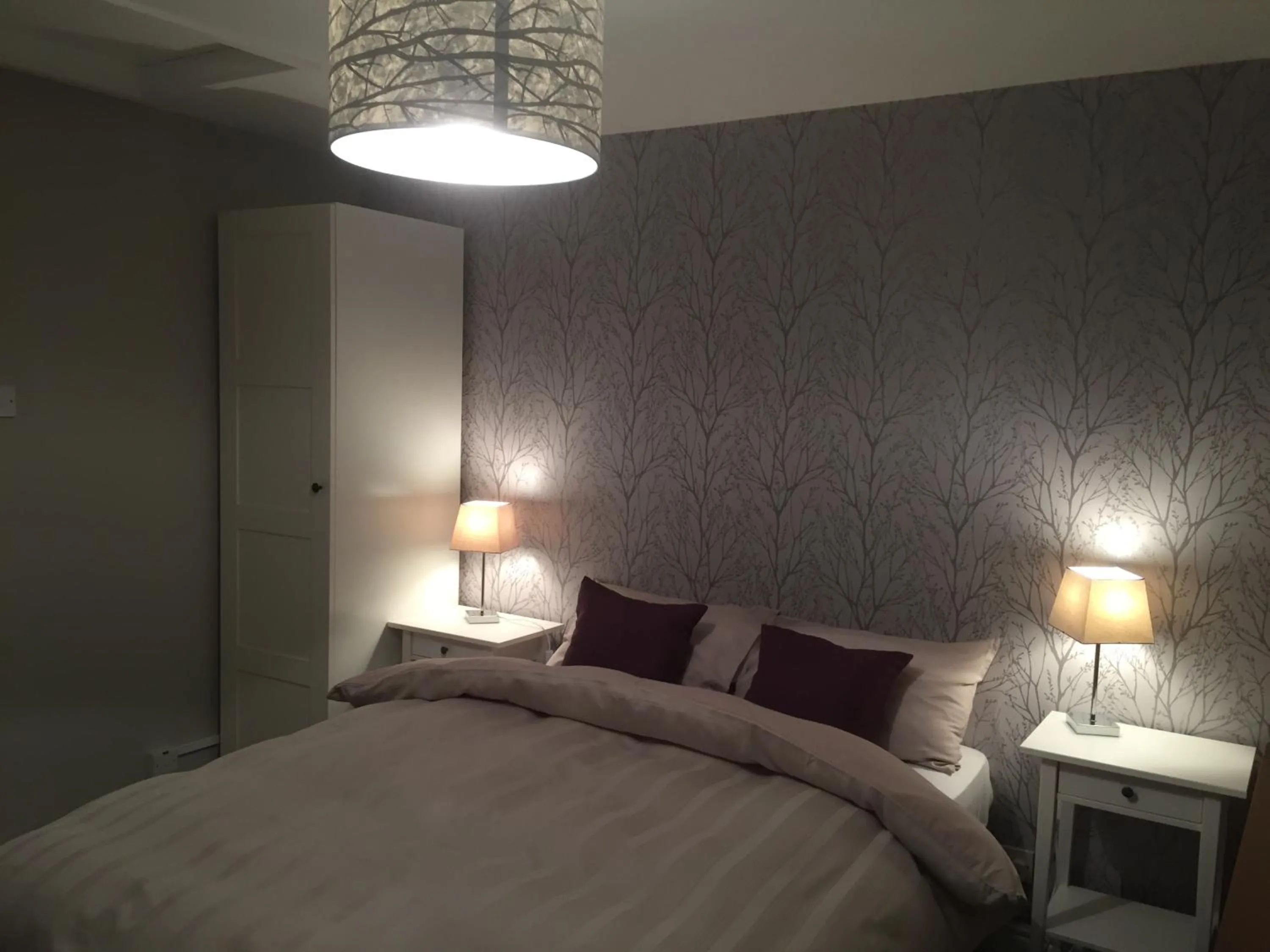 Bed in The Sycamore Inn