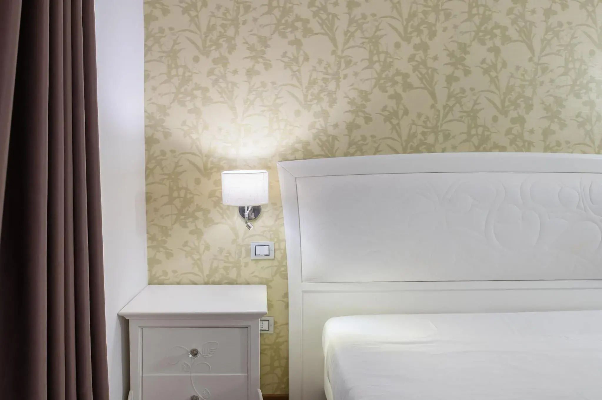 Deluxe Queen Room - single occupancy in Porta Nazionale Dependance Deluxe Queen Room - single occupancy in Porta Nazionale Dependance