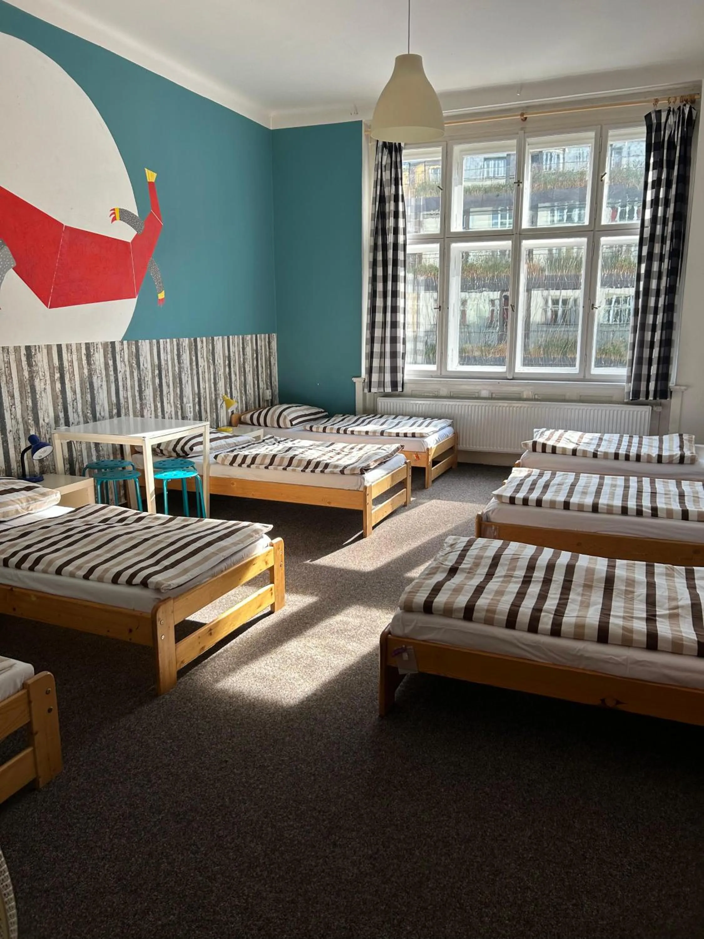 Bed in Hostel Downtown