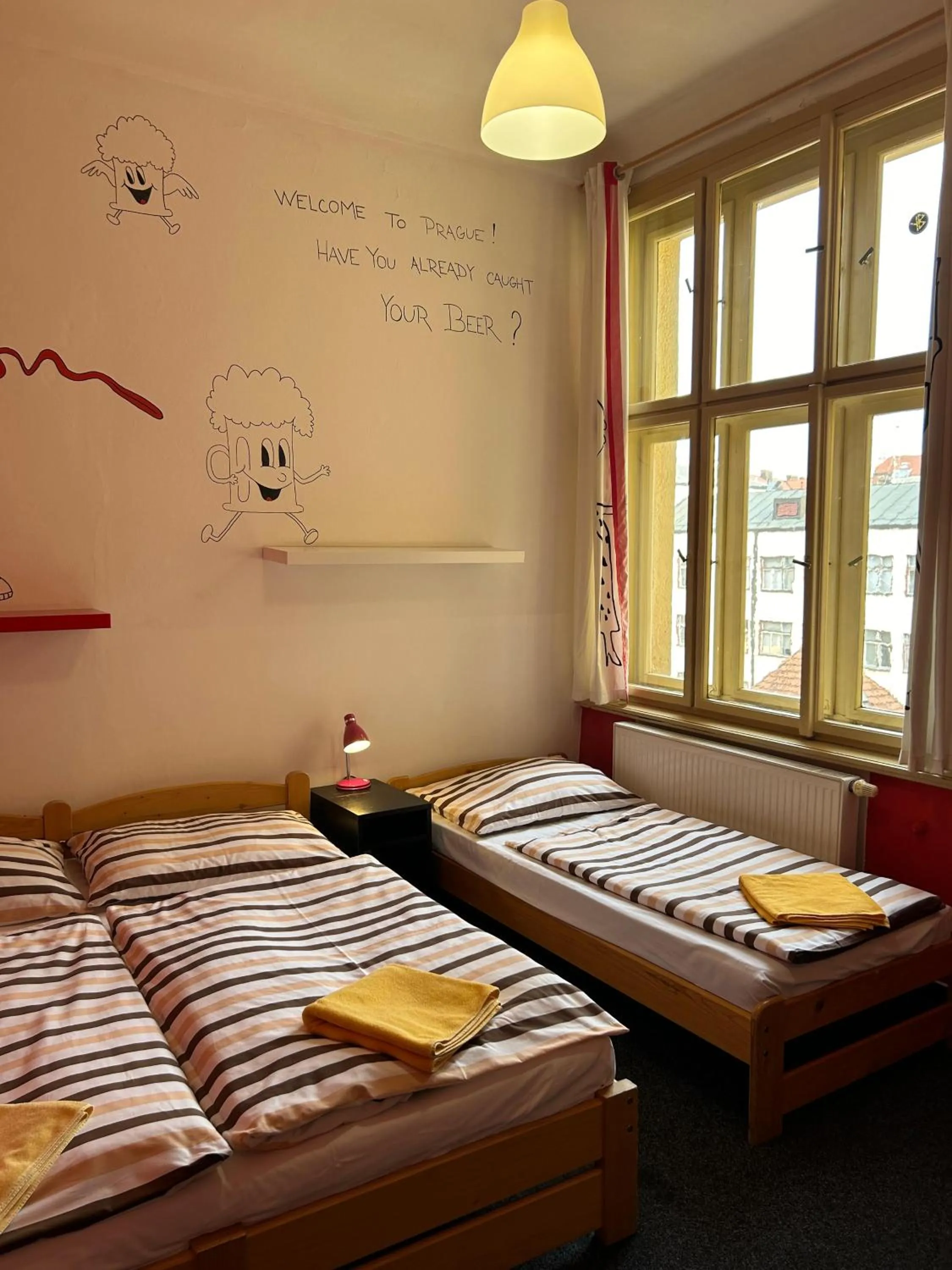Photo of the whole room, Bed in Hostel Downtown