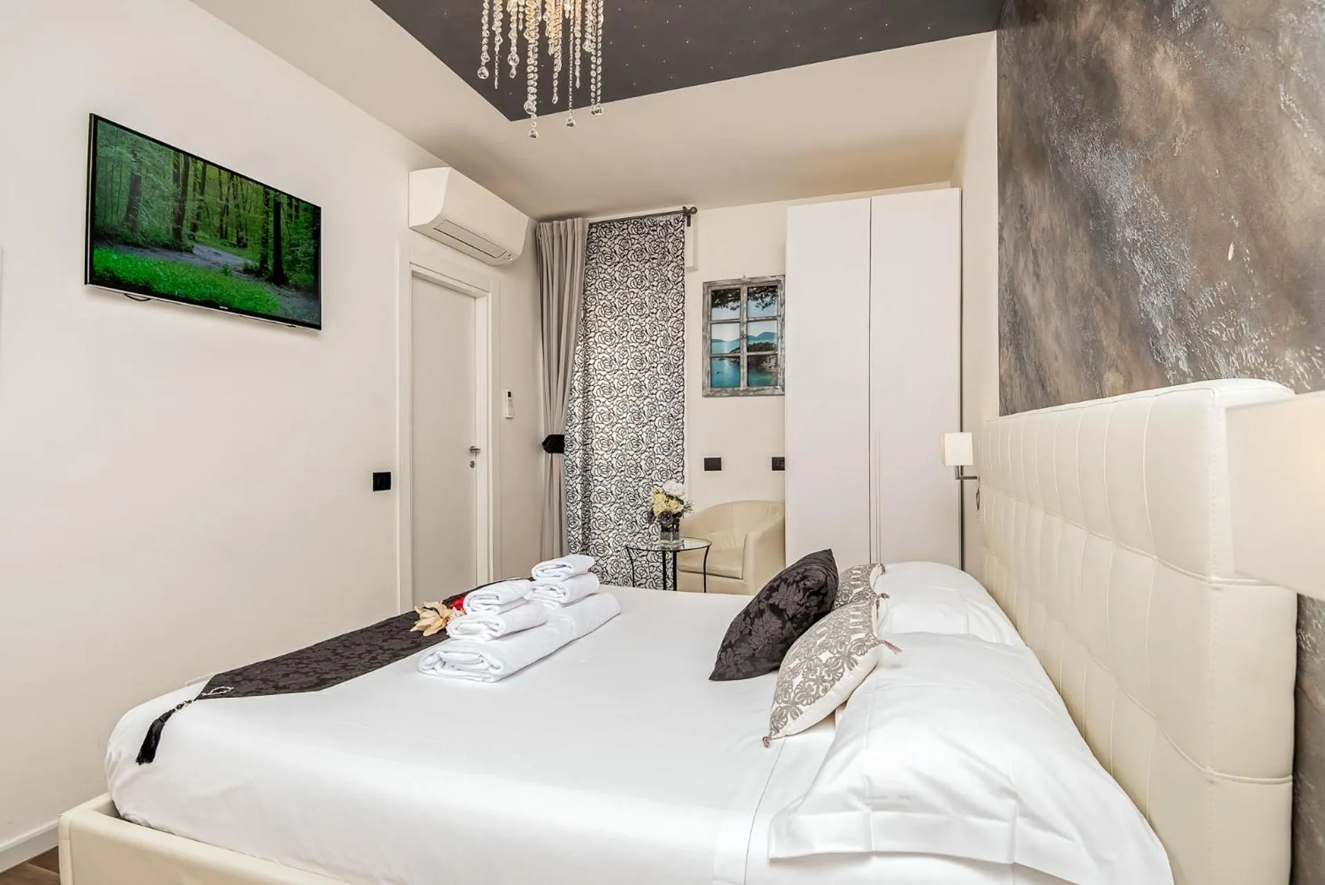 Bedroom, Bed in My way