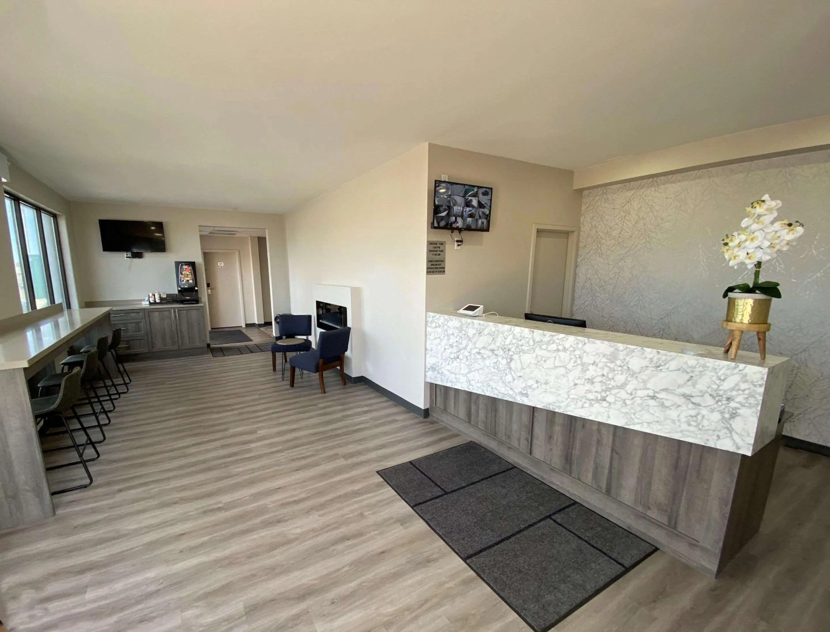 Lobby or reception in Econo Lodge