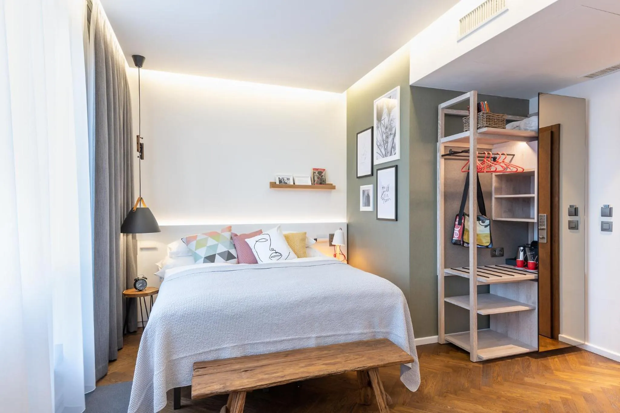 Bed in MOSAIC HOUSE Design Hotel