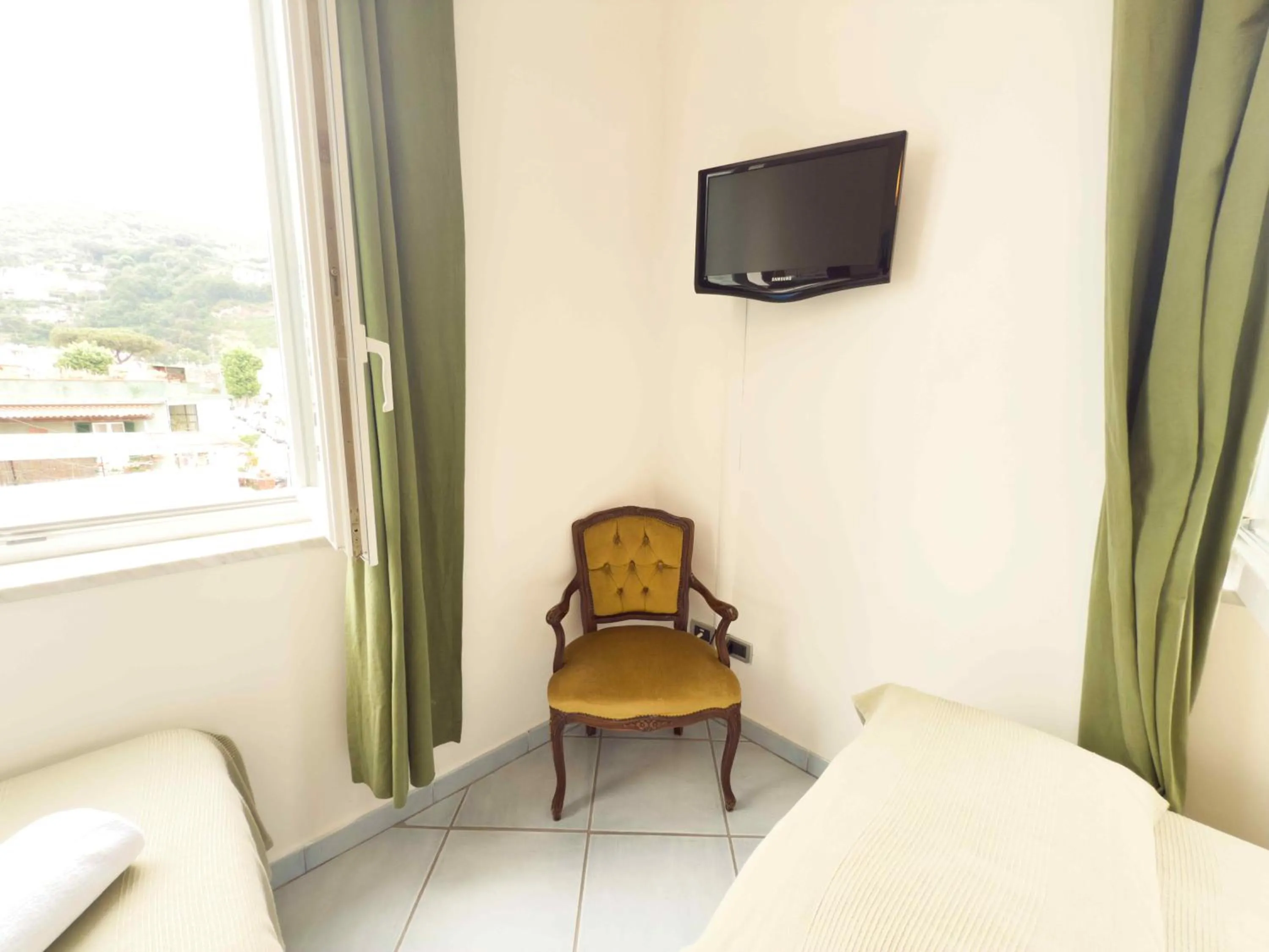 Bedroom in Excelsior Mare Suite
