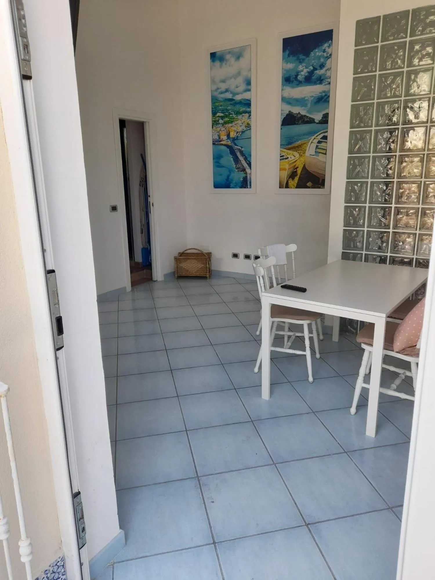 Dining area in Excelsior Mare Suite