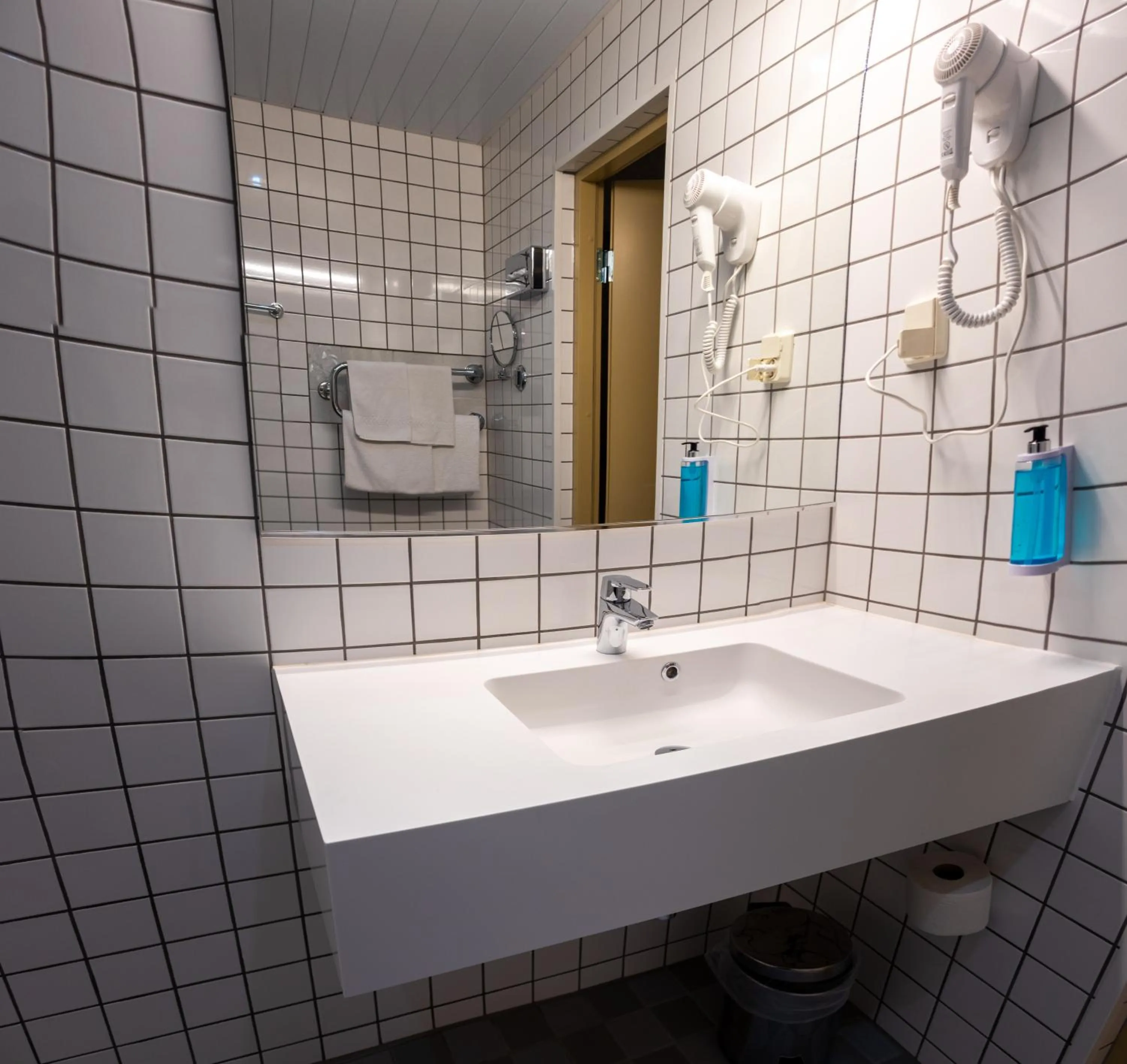 Bathroom in Tähetorni Hotel
