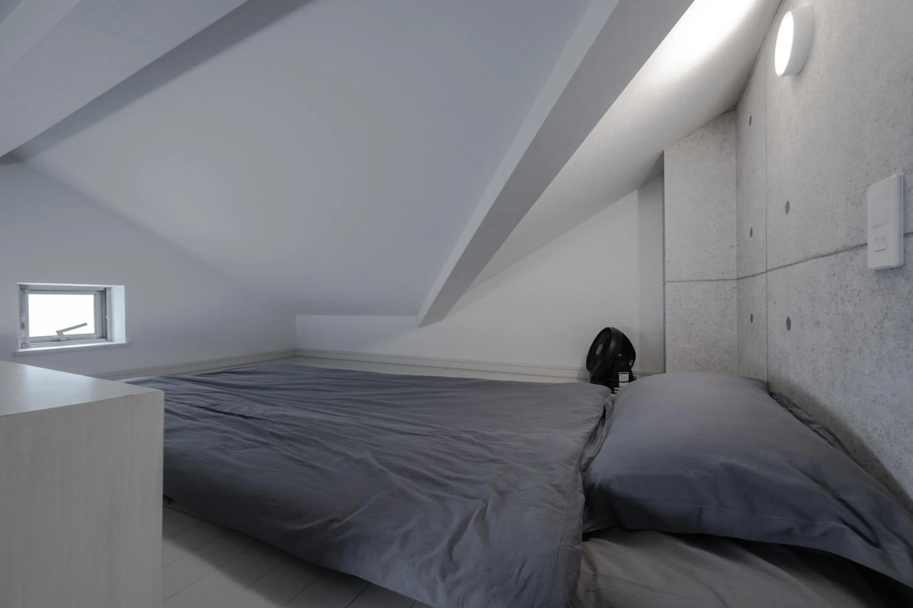 Bed in Tokyo Sakura hotel