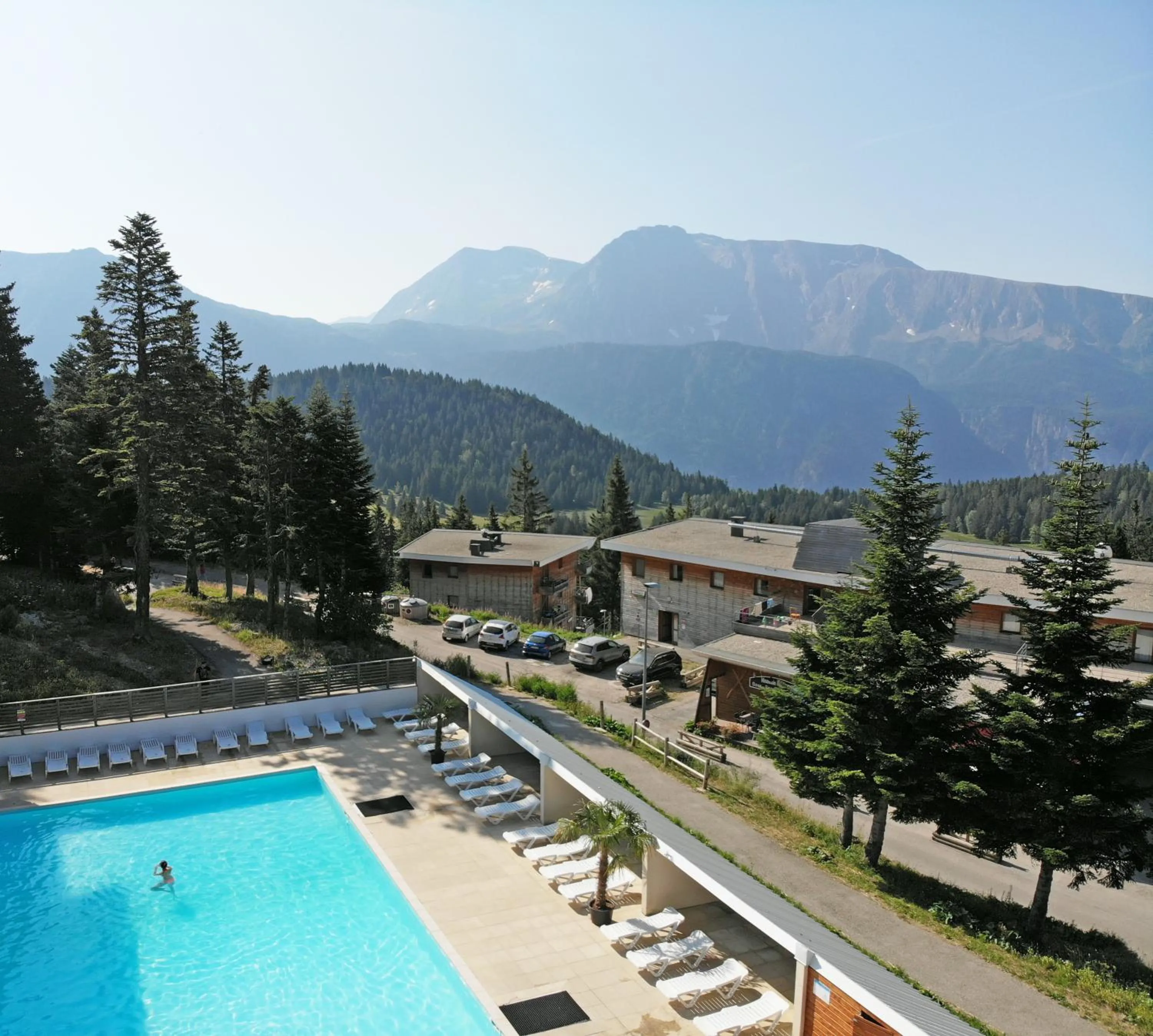 Swimming pool in Résidence Les Villages du Bachat