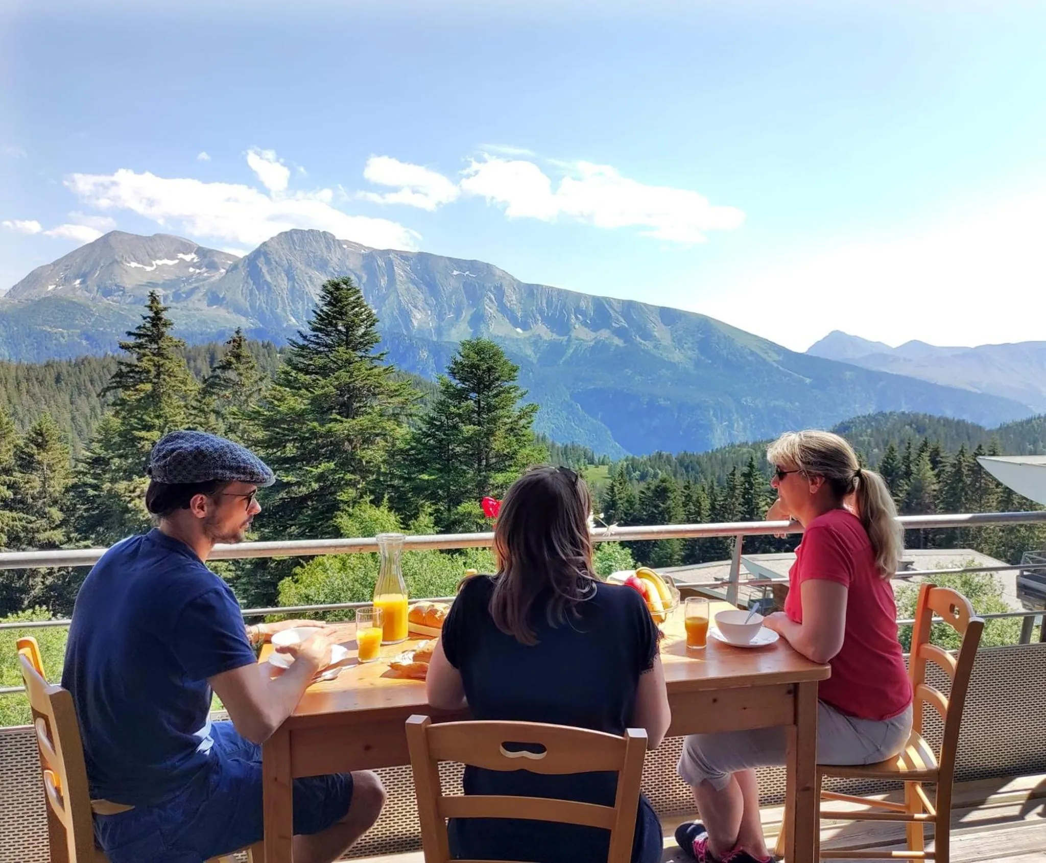People in Résidence Les Villages du Bachat