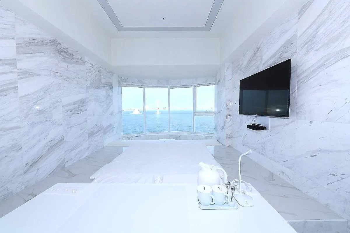 Bed in Gwanganli Hotel 1