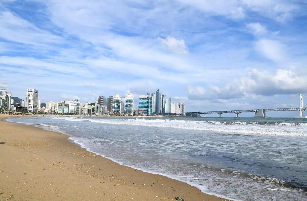 Beach in Gwanganli Hotel 1
