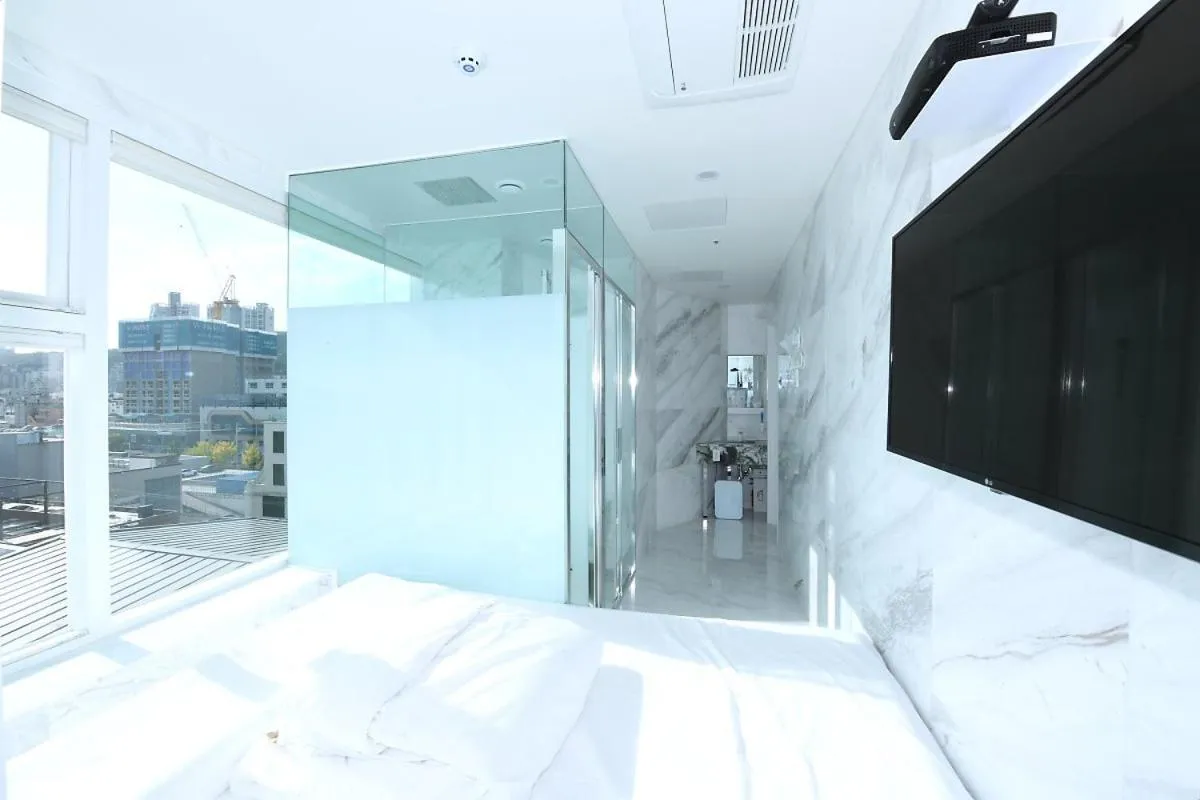 Bed in Gwanganli Hotel 1