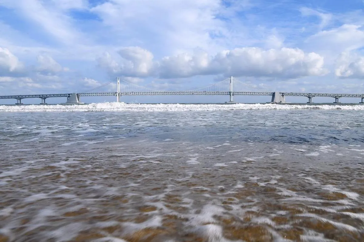 Beach in Gwanganli Hotel 1