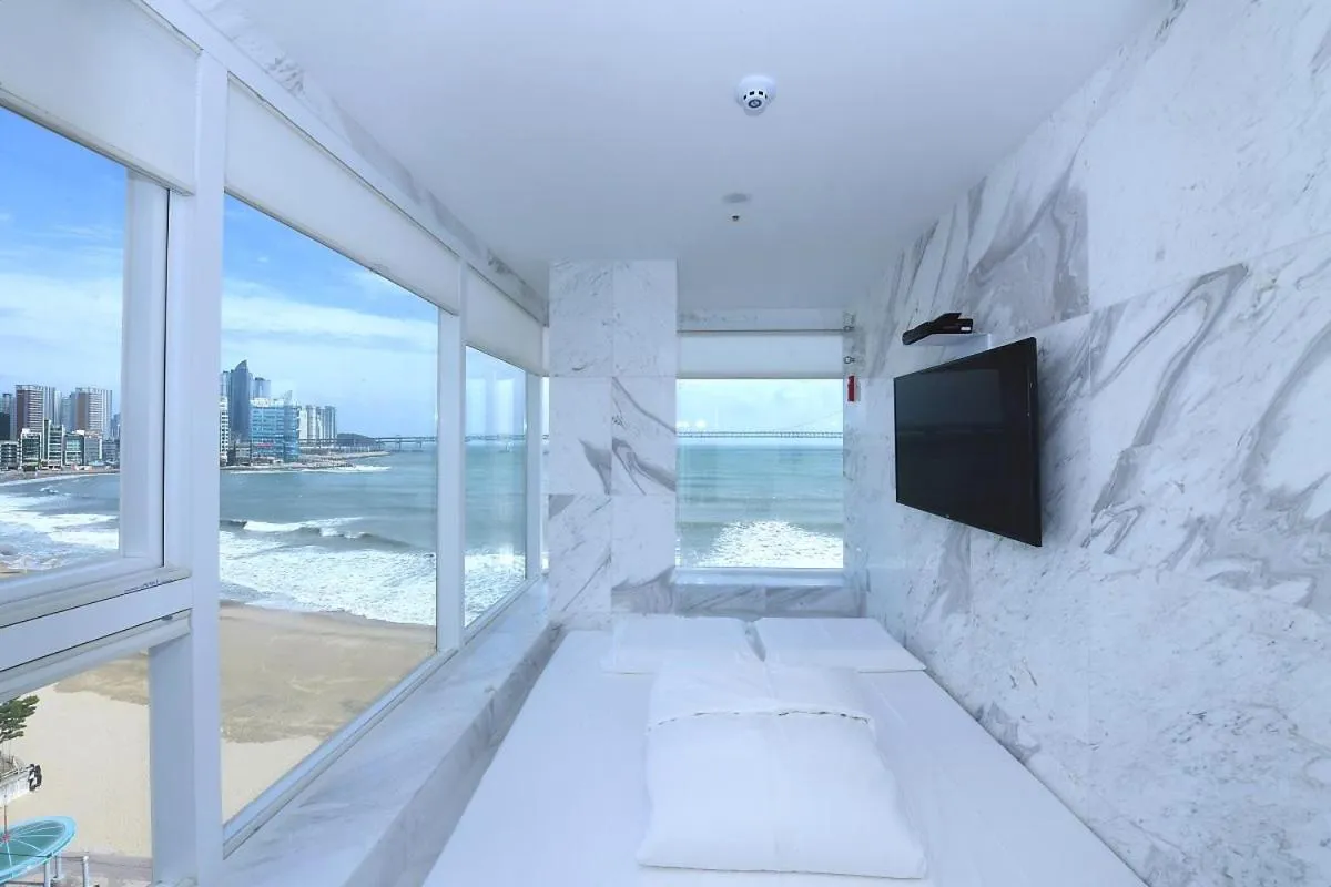 Bed in Gwanganli Hotel 1