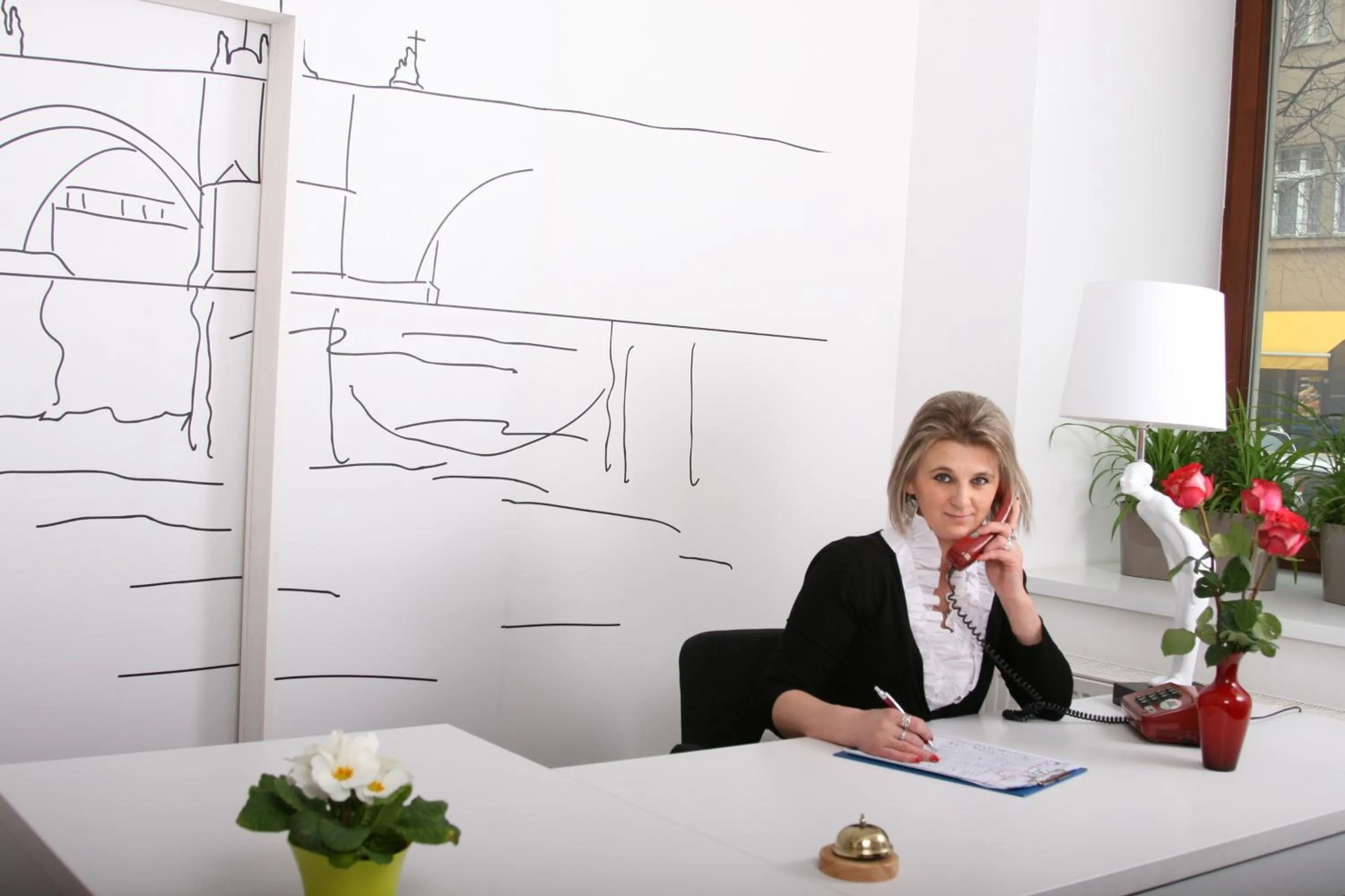 Lobby or reception in Aaron