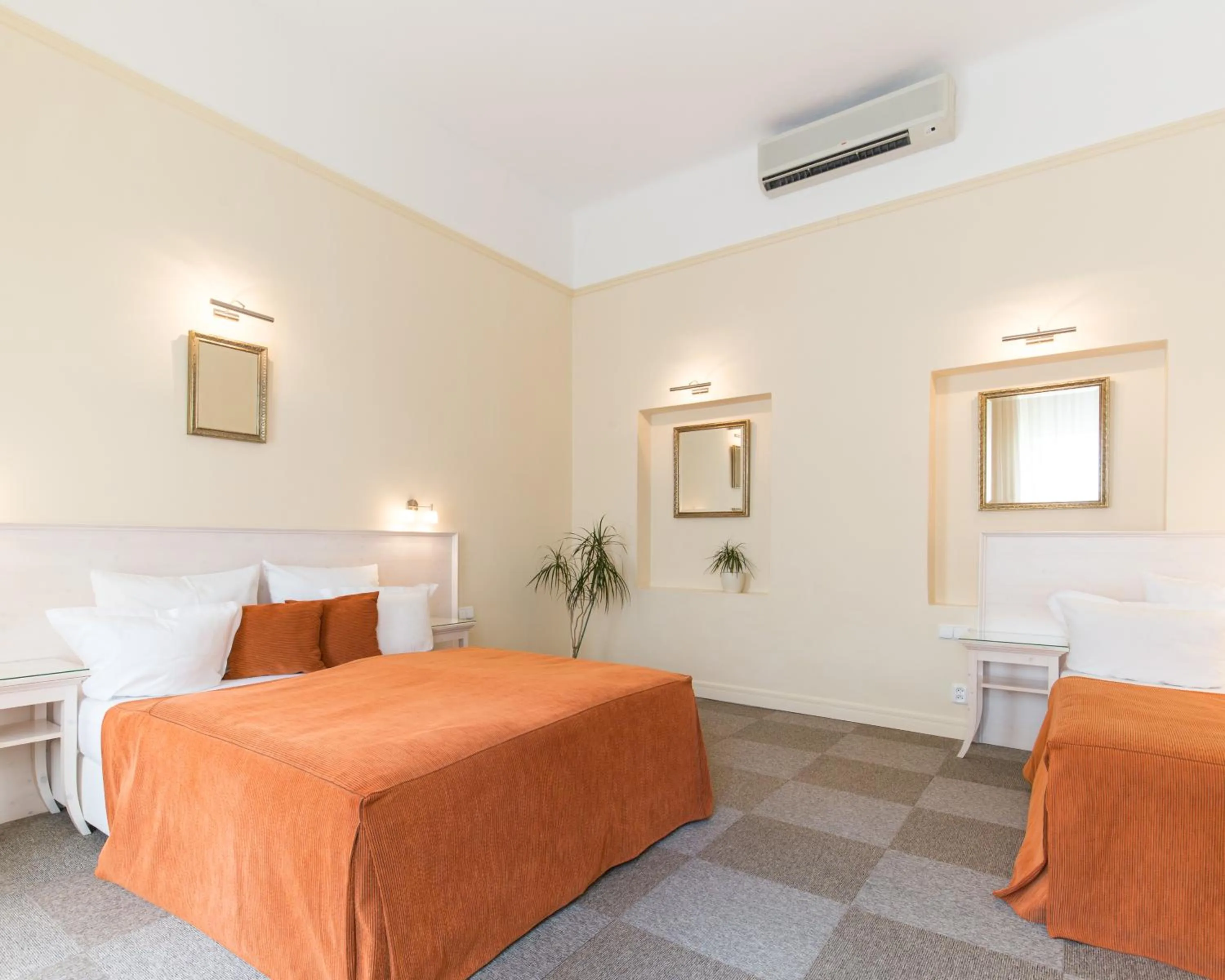 Family, Bed in Unitas Hotel