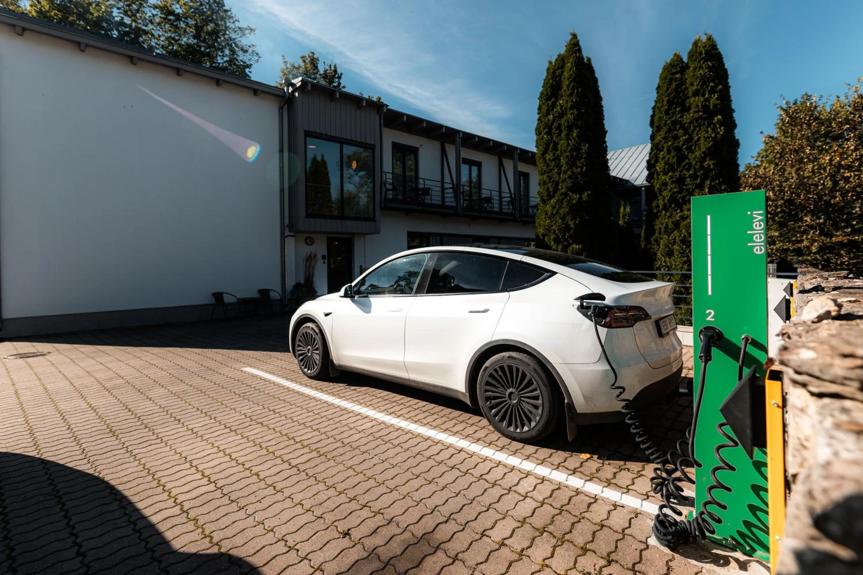 Parking in Hotel NOSPA