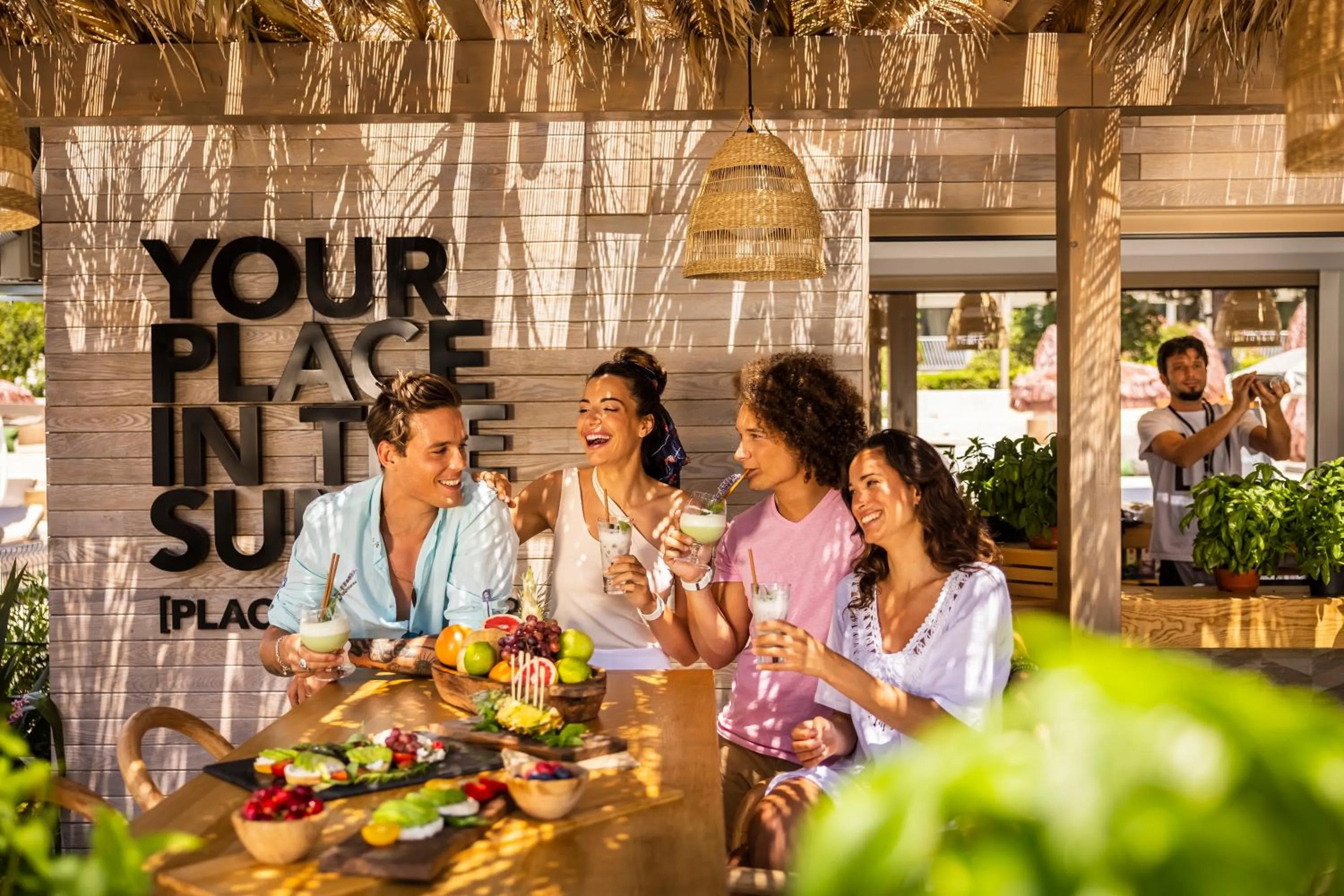 Lounge or bar in PLACES Hvar Hotel by Valamar